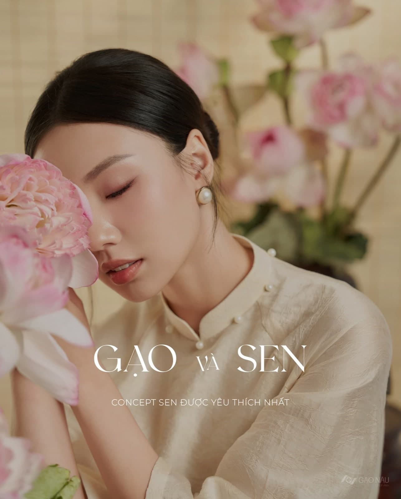 Chụp ảnh sen áo dài tại Gạo Nâu — concept Áo dài Gạo và Sen