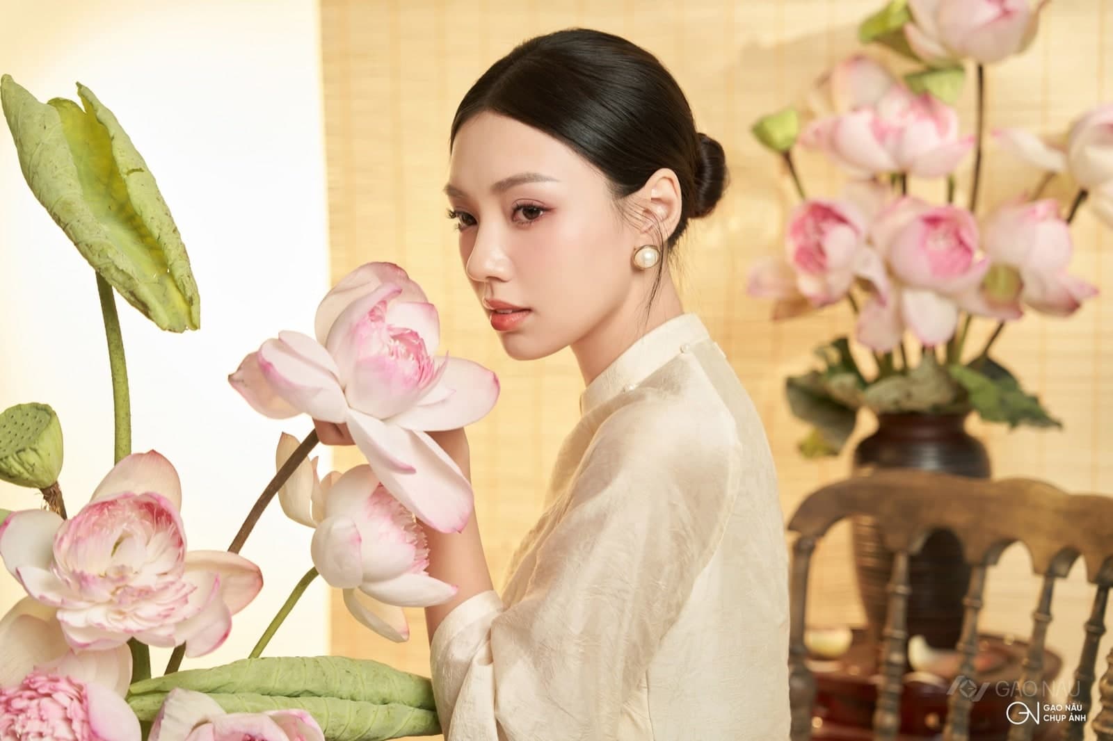 Chụp ảnh sen Sài Gòn 2026: đầm sen Tam Đa và concept sen studio — khung 2