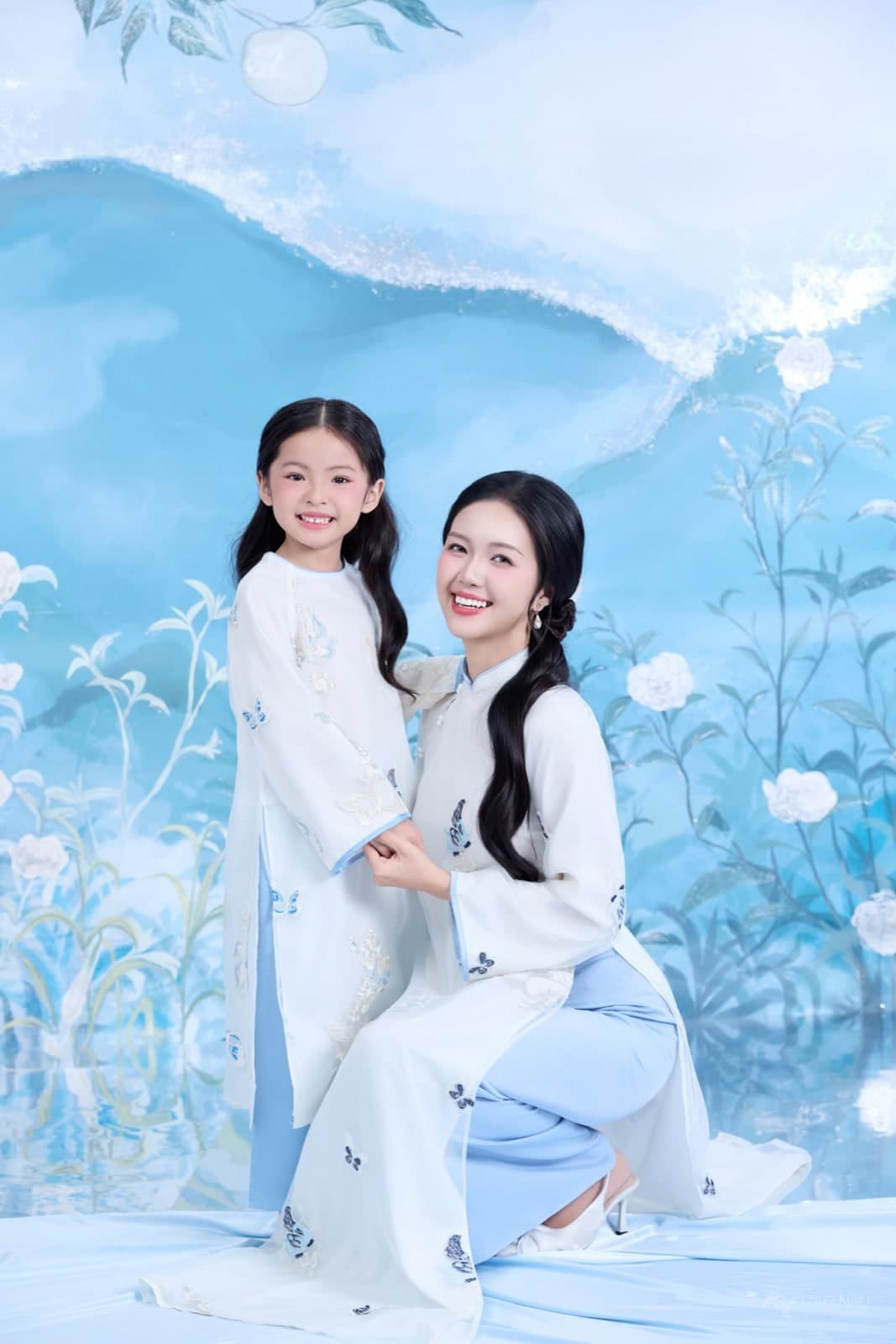 Gia Đình Tết Lụa Là — Gia đình (góc 18)