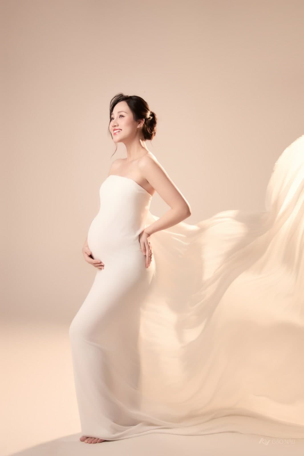 Bầu Voan — Mẹ và con (góc 5)