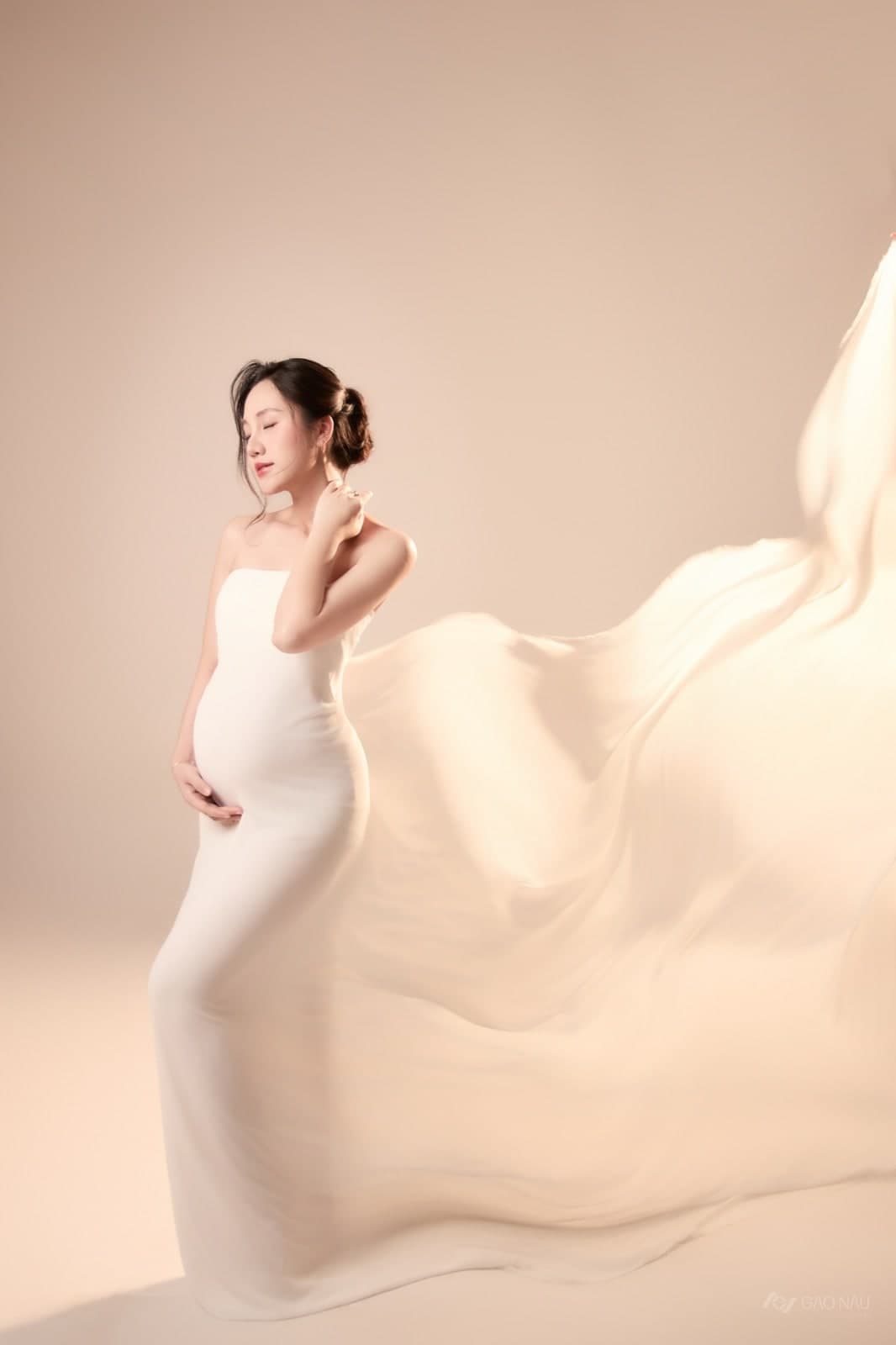 Bầu Voan — Mẹ và con (góc 9)