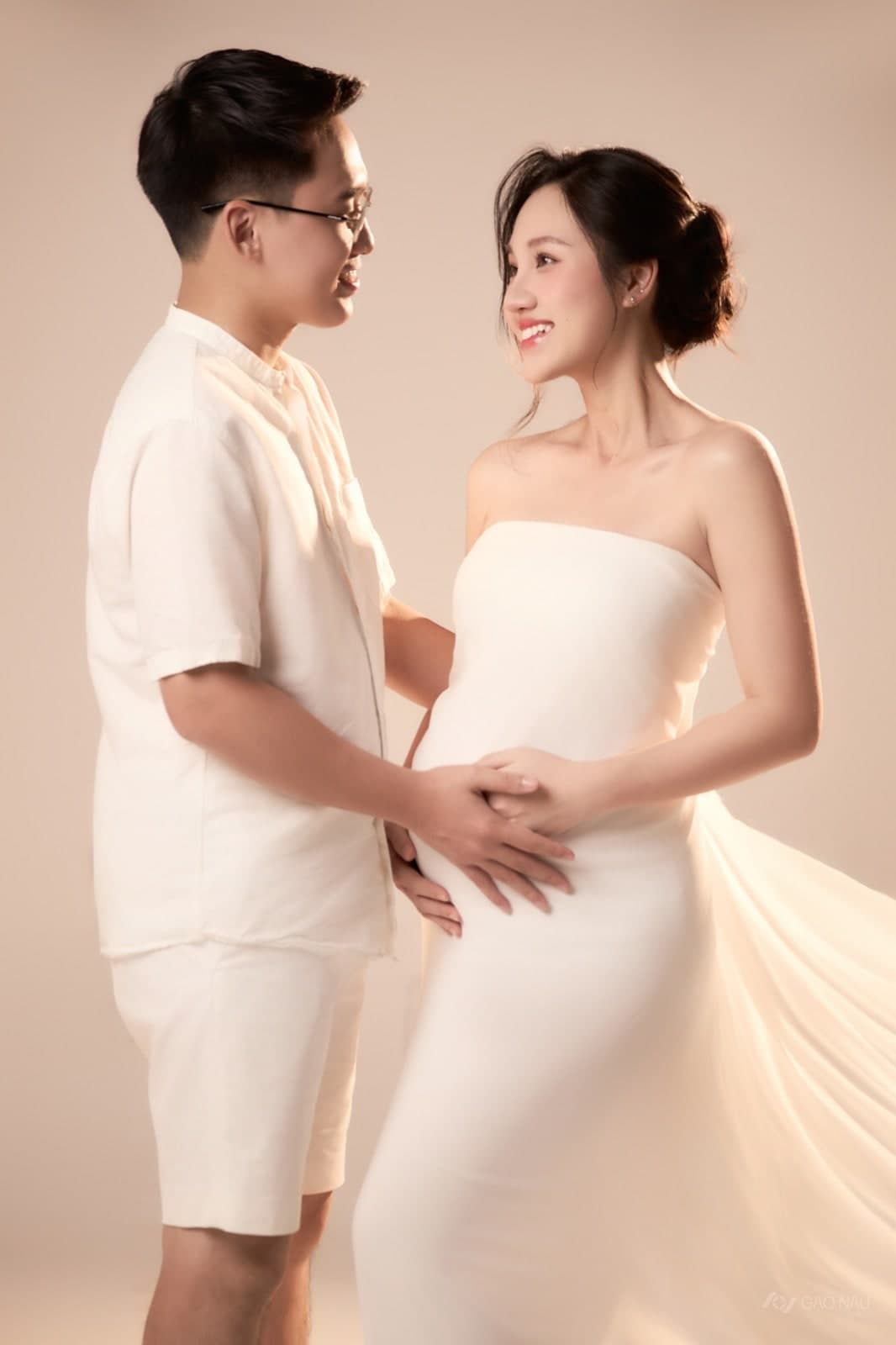 Bầu Voan — Mẹ và con (góc 13)