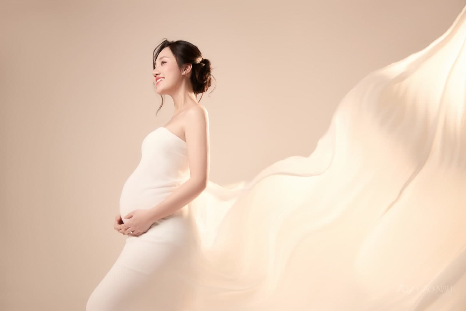 Bầu Voan — Mẹ và con (góc 27)