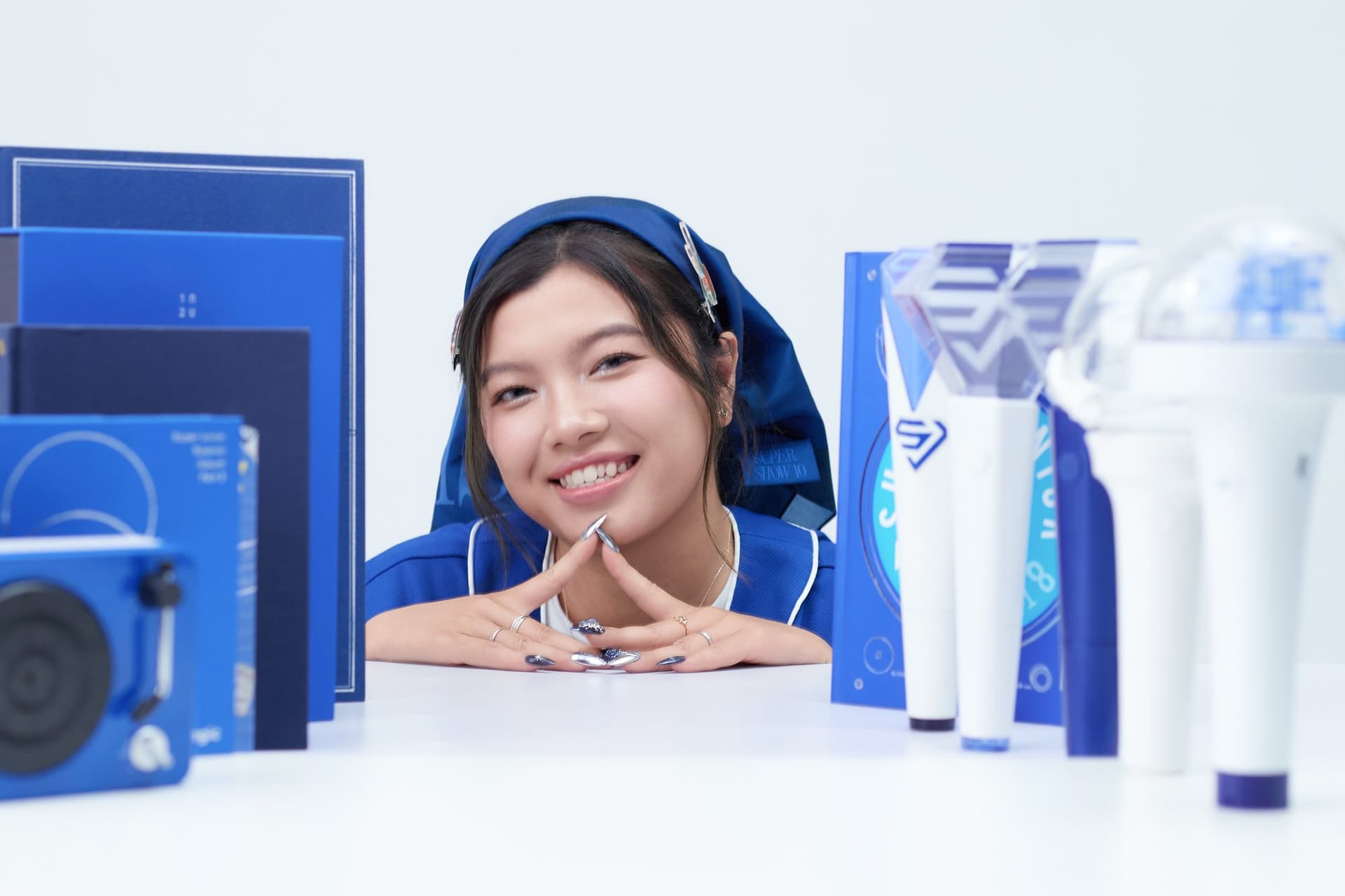 Sophie — mười bảy năm là một người con gái có rất nhiều cái tên để gọi chính mình.