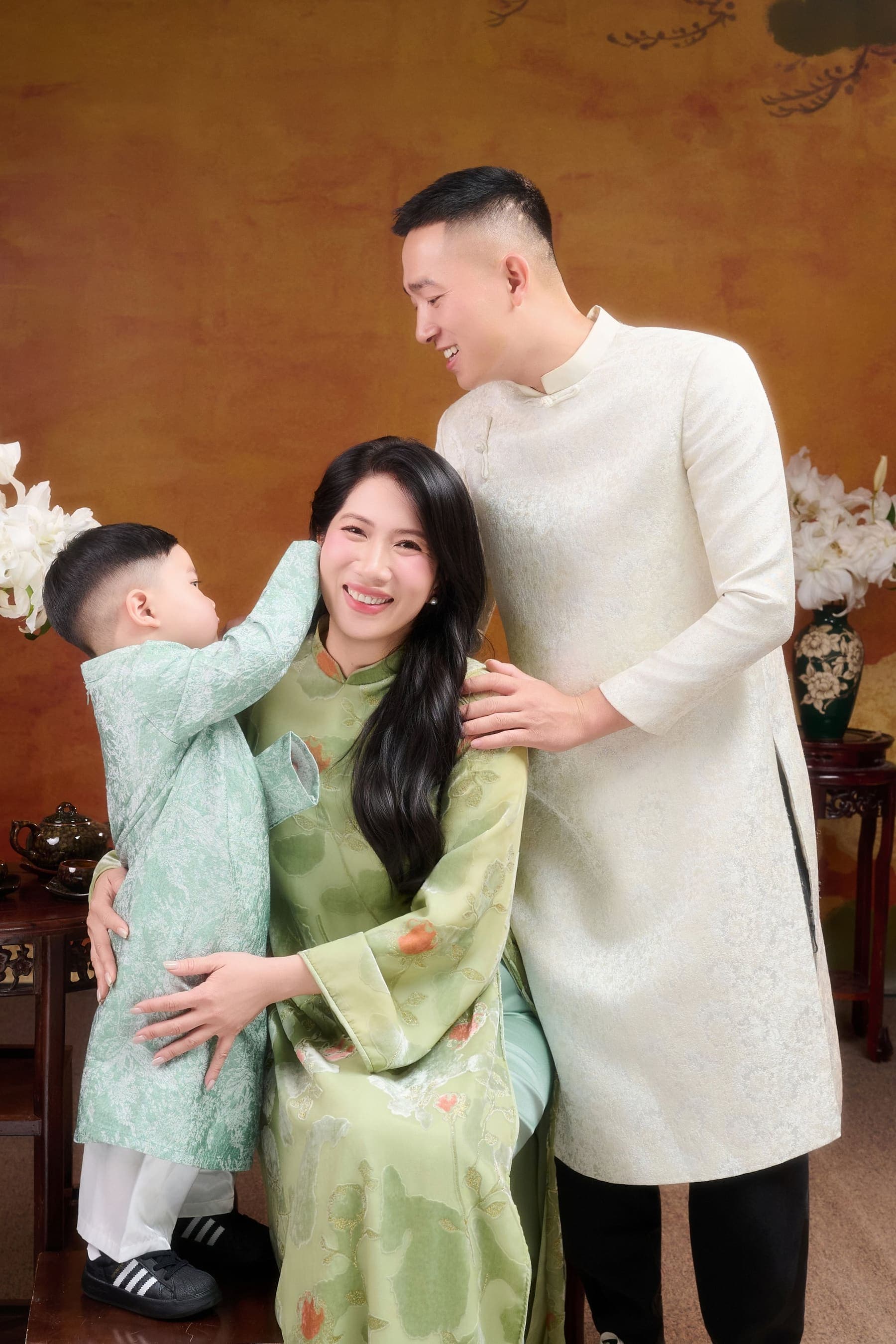 Một ngày cả nhà ở cạnh nhau