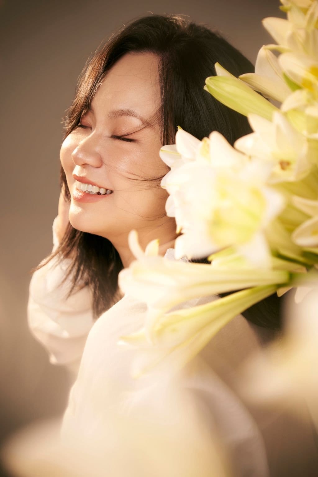 Sen Hồng, Mùa Mới — khung hình 3