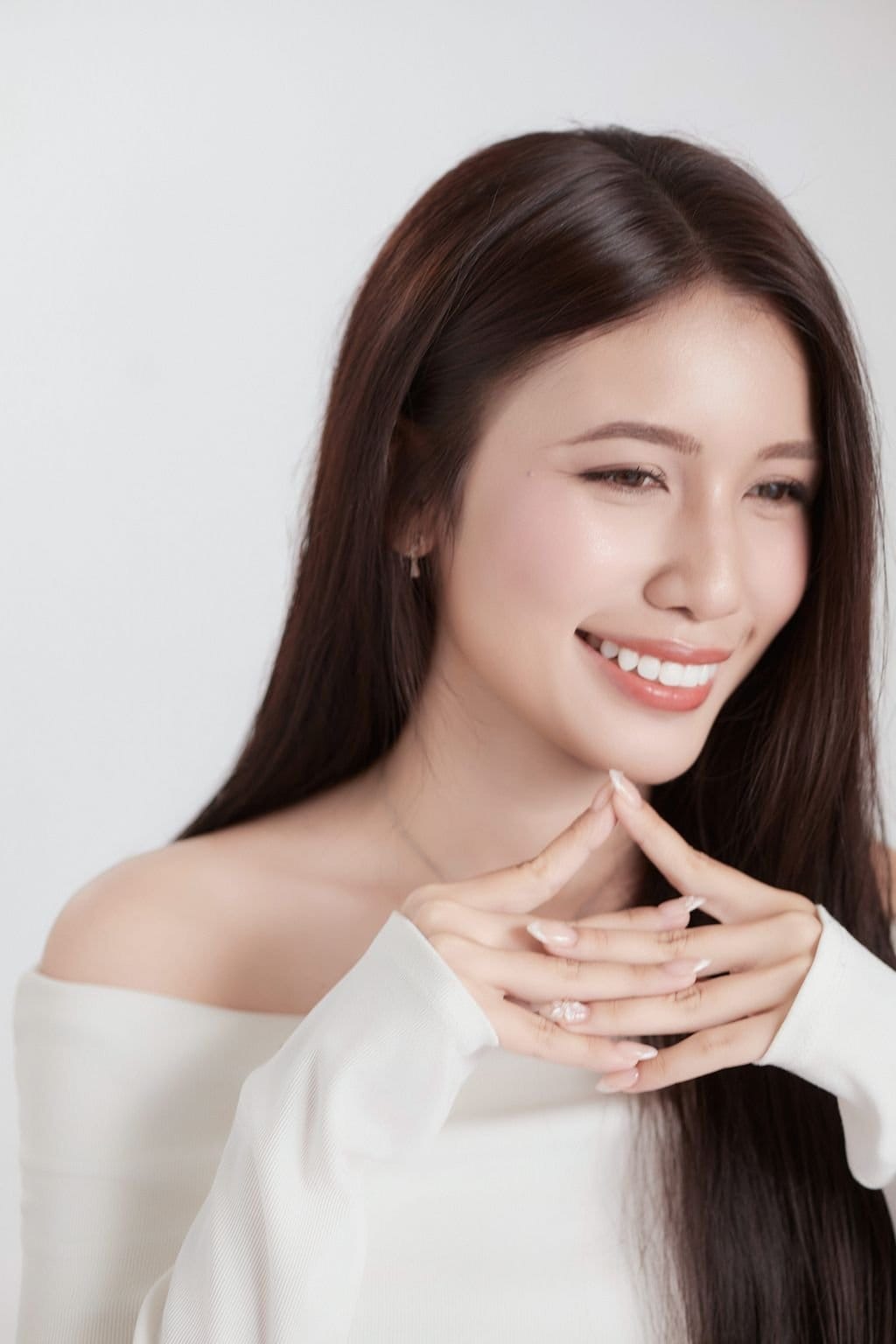 Một lần cười, một lần bớt ngại — khung hình 4