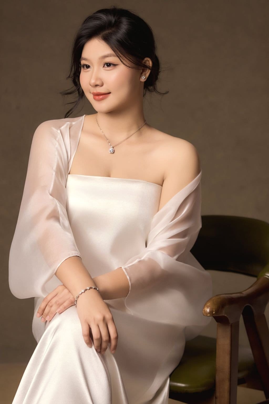gọn một mái tóc, nhẹ một phần mình — khung hình 7