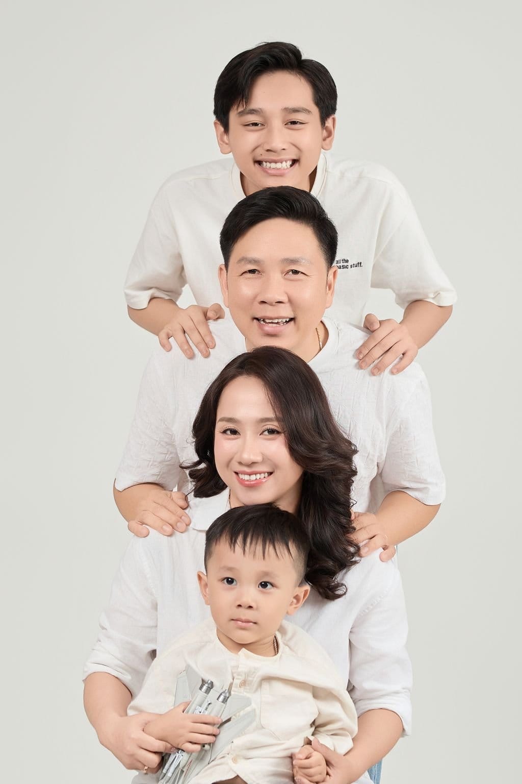 Một lần về là một lần gom đủ — khung hình 4