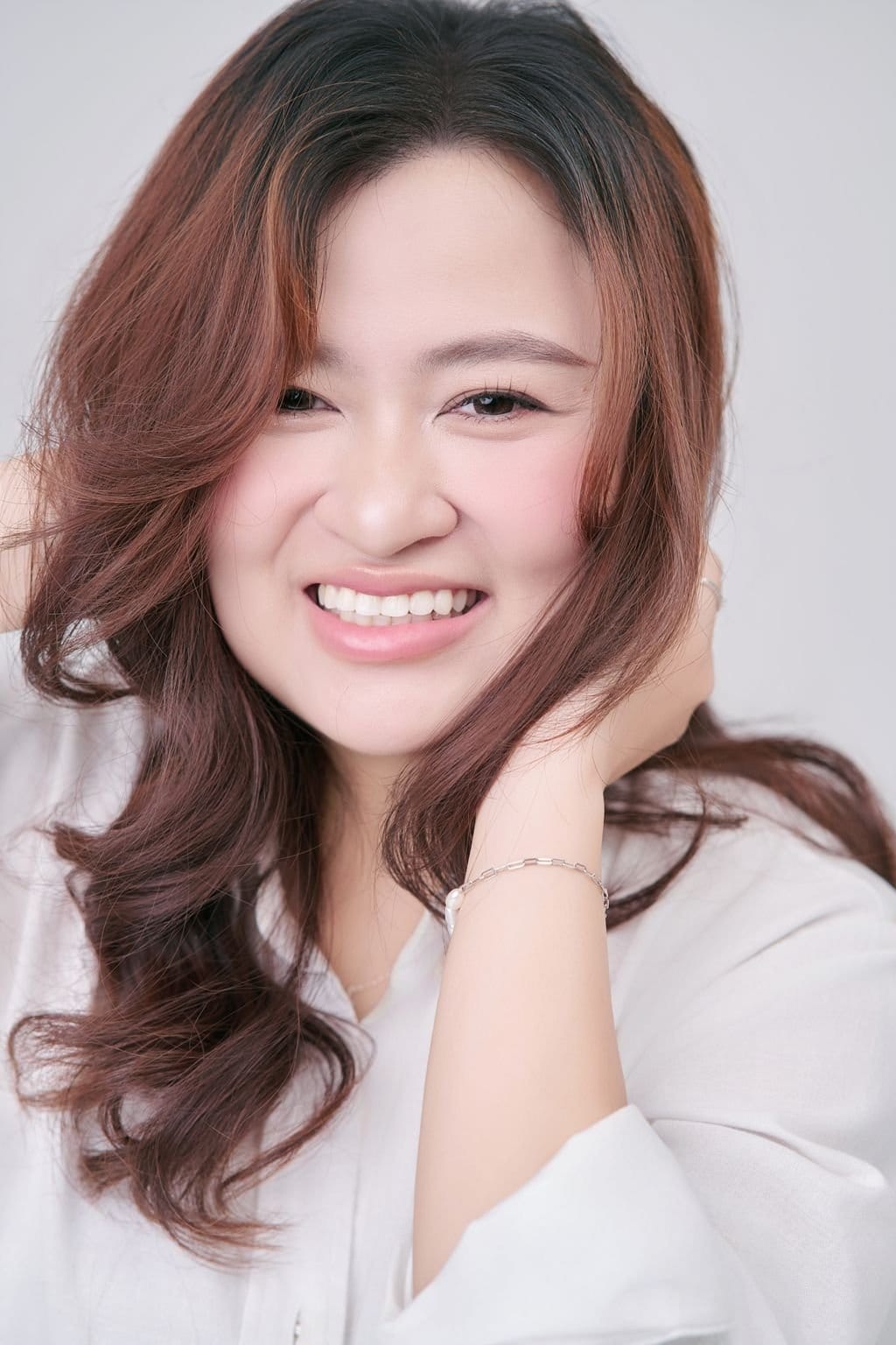 giữ một mùa tóc, giữ một mùa thương — khung hình 4