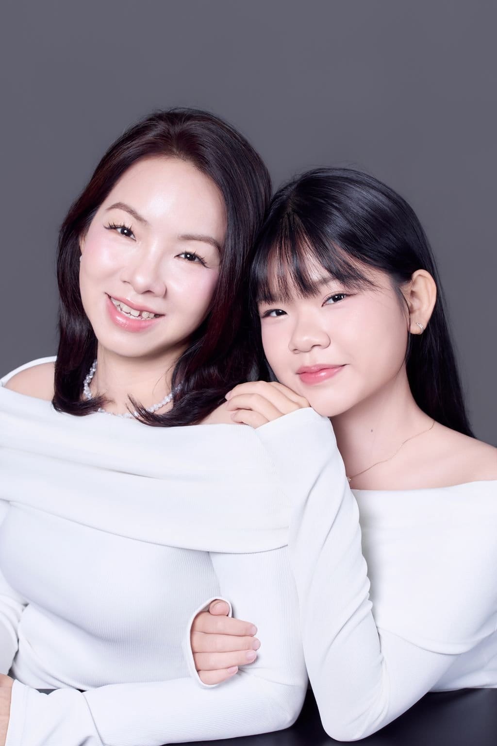 Một tháng chung, hai nụ cười — khung hình 1