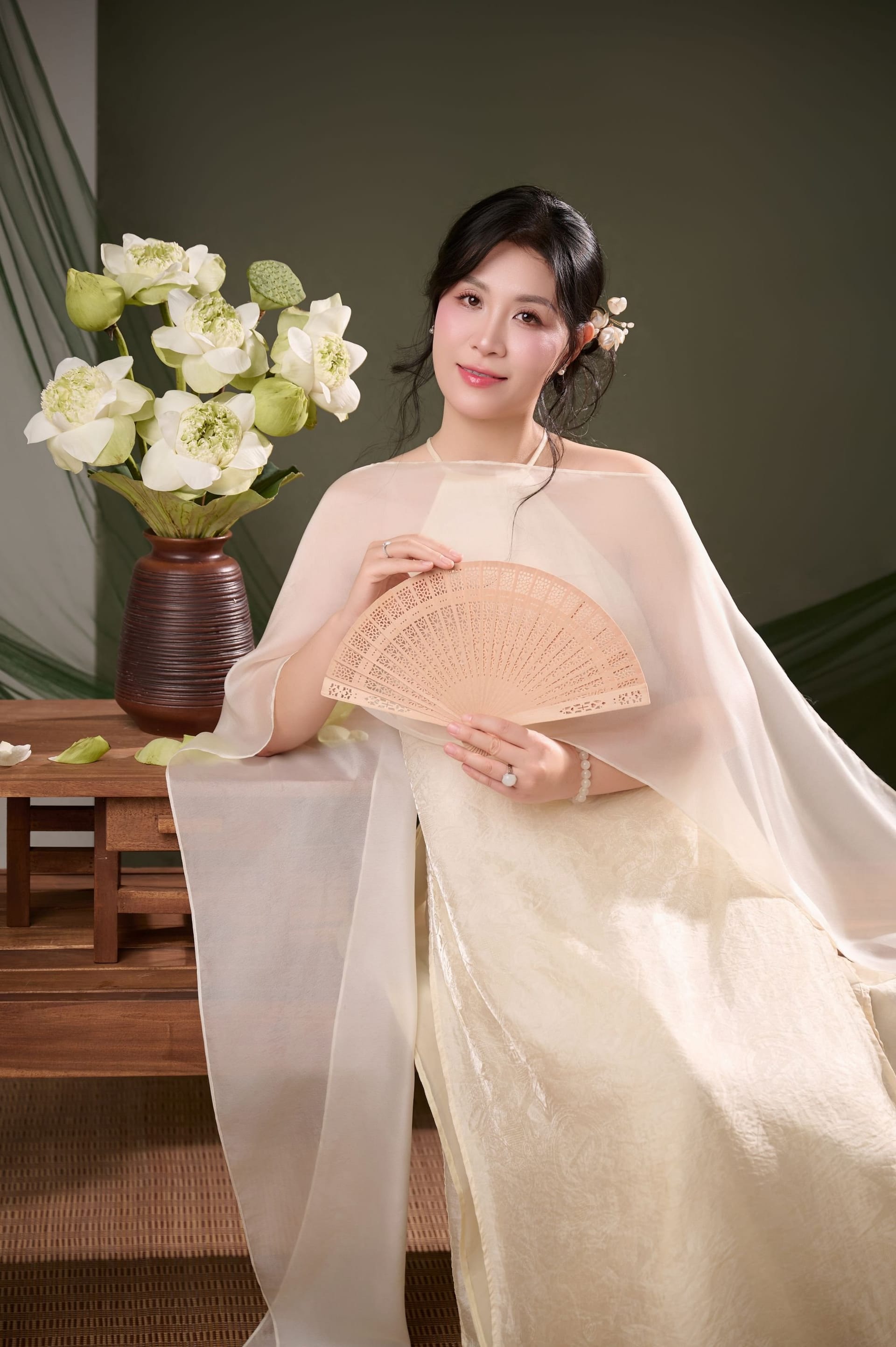 Hành trình học cách yêu lấy cuộc sống mình đang có — khung hình 2