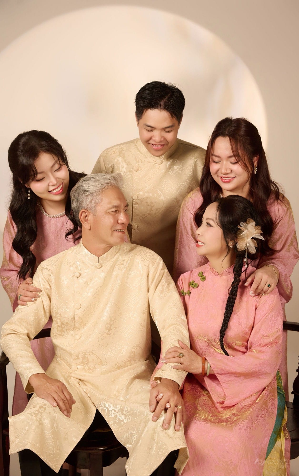 Nhà vắng dần — khung hình 2