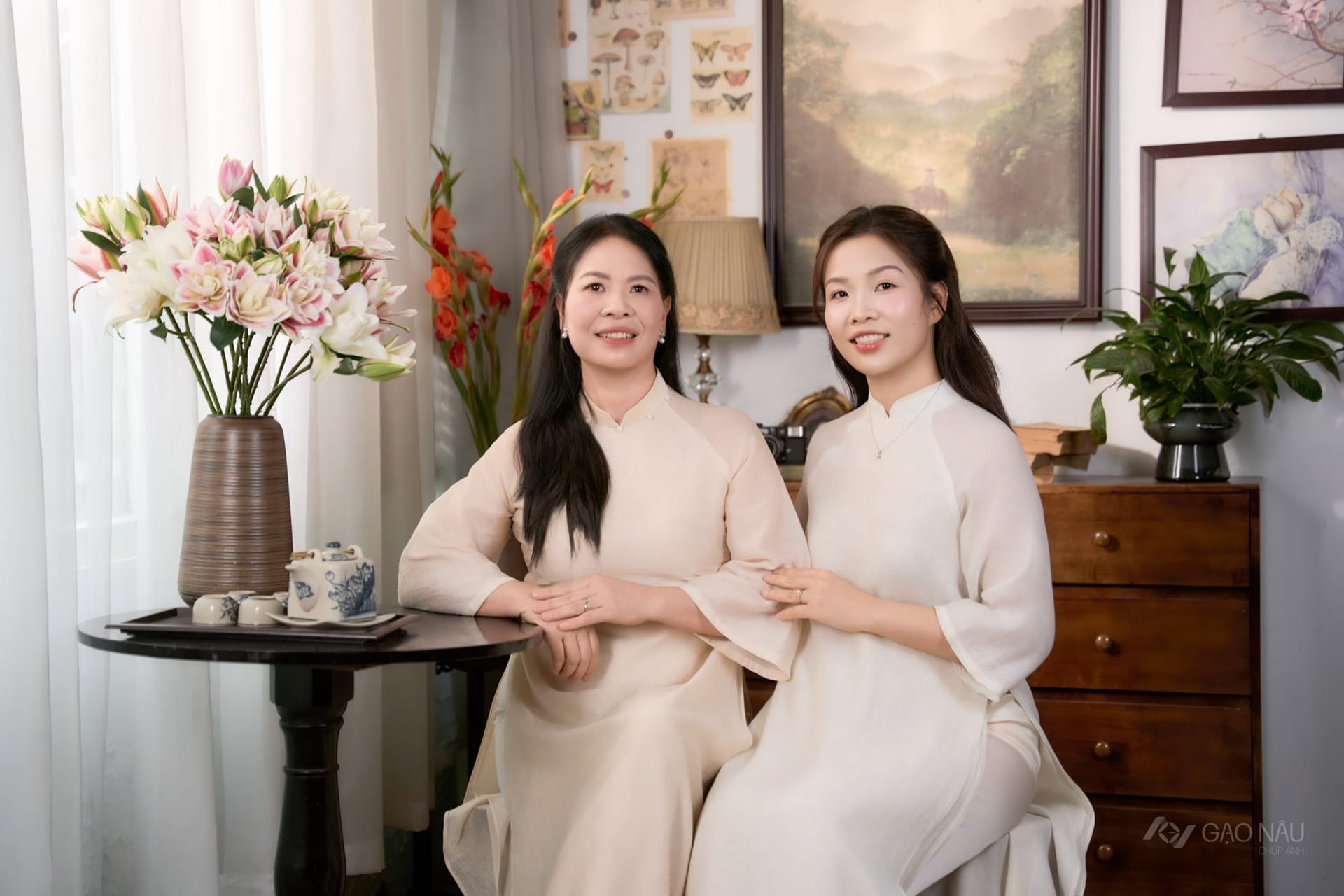 Tấm ảnh đầu tiên mẹ không bế ai — khung hình 1