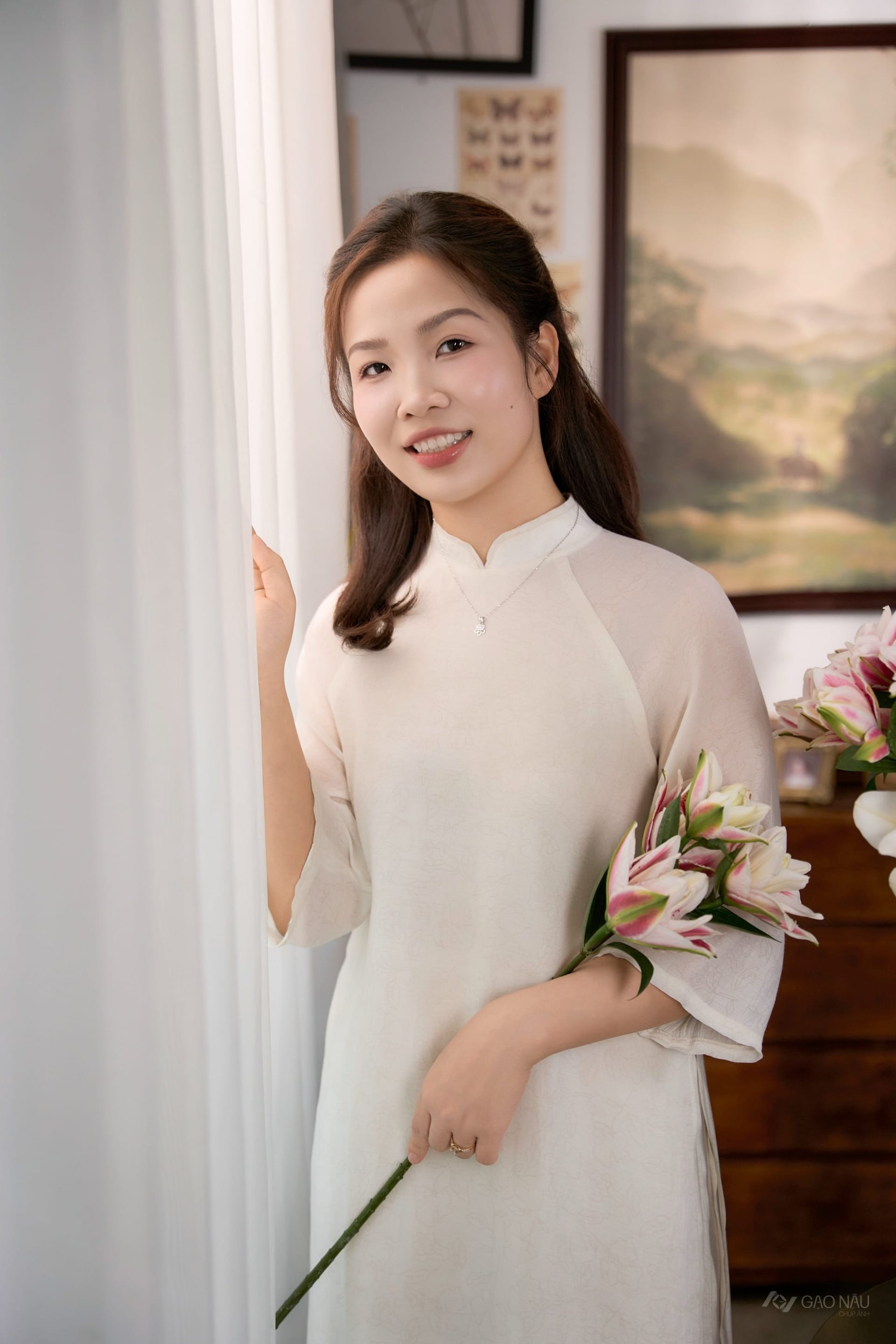 Tấm ảnh đầu tiên mẹ không bế ai — khung hình 6