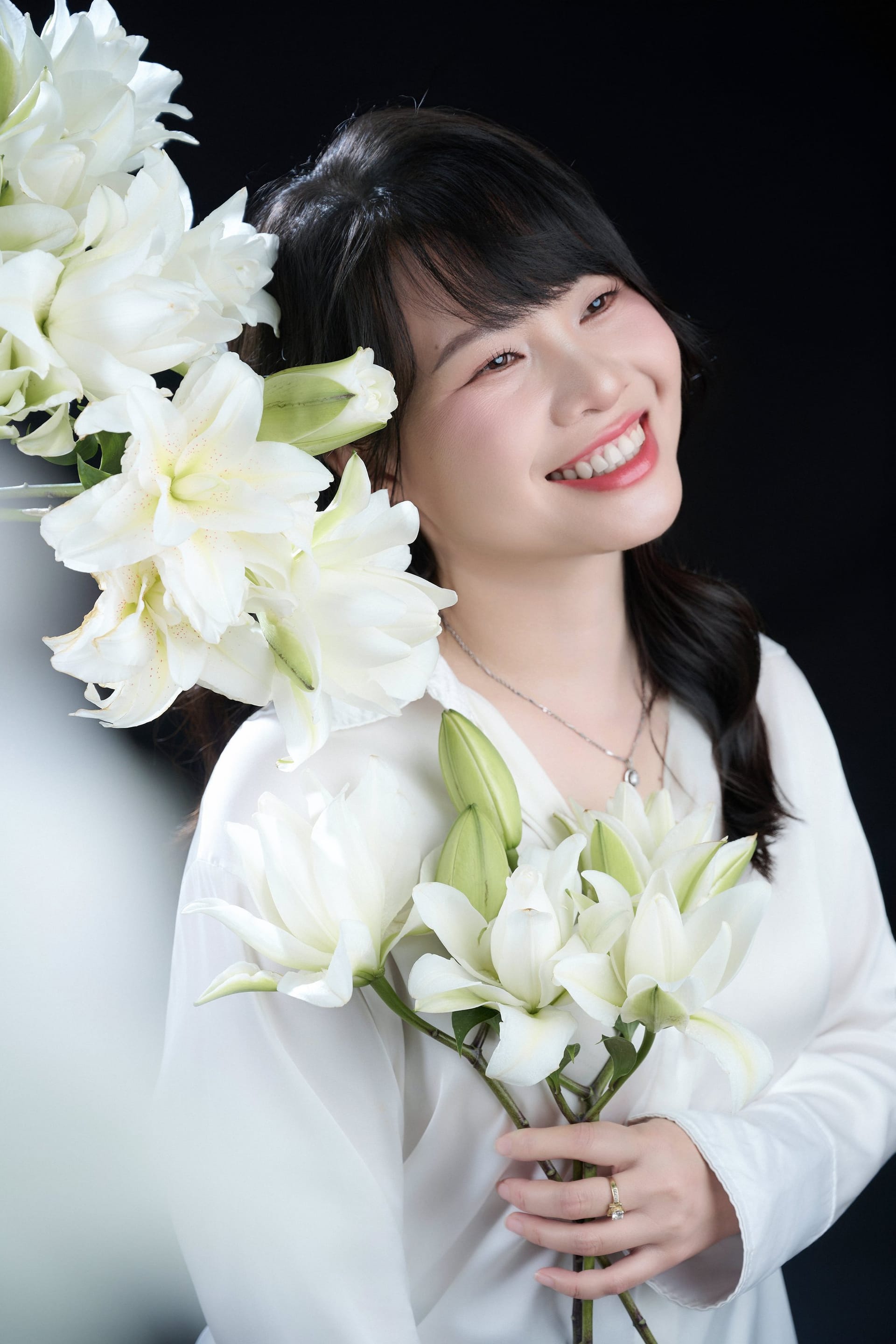 Một mùa loa kèn, một nỗi buồn đã cũ. — khung hình 4