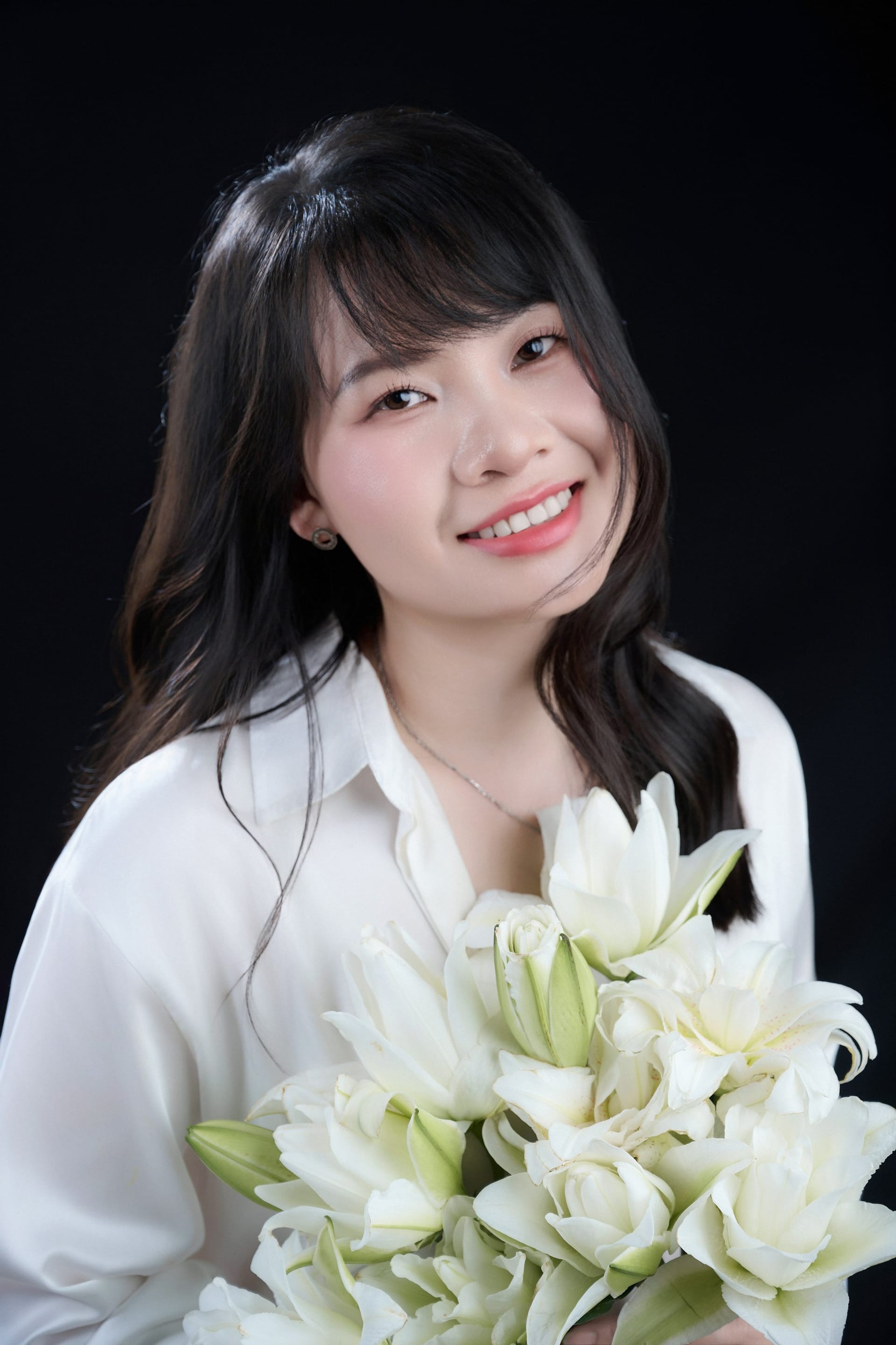 Một mùa loa kèn, một nỗi buồn đã cũ. — khung hình 5