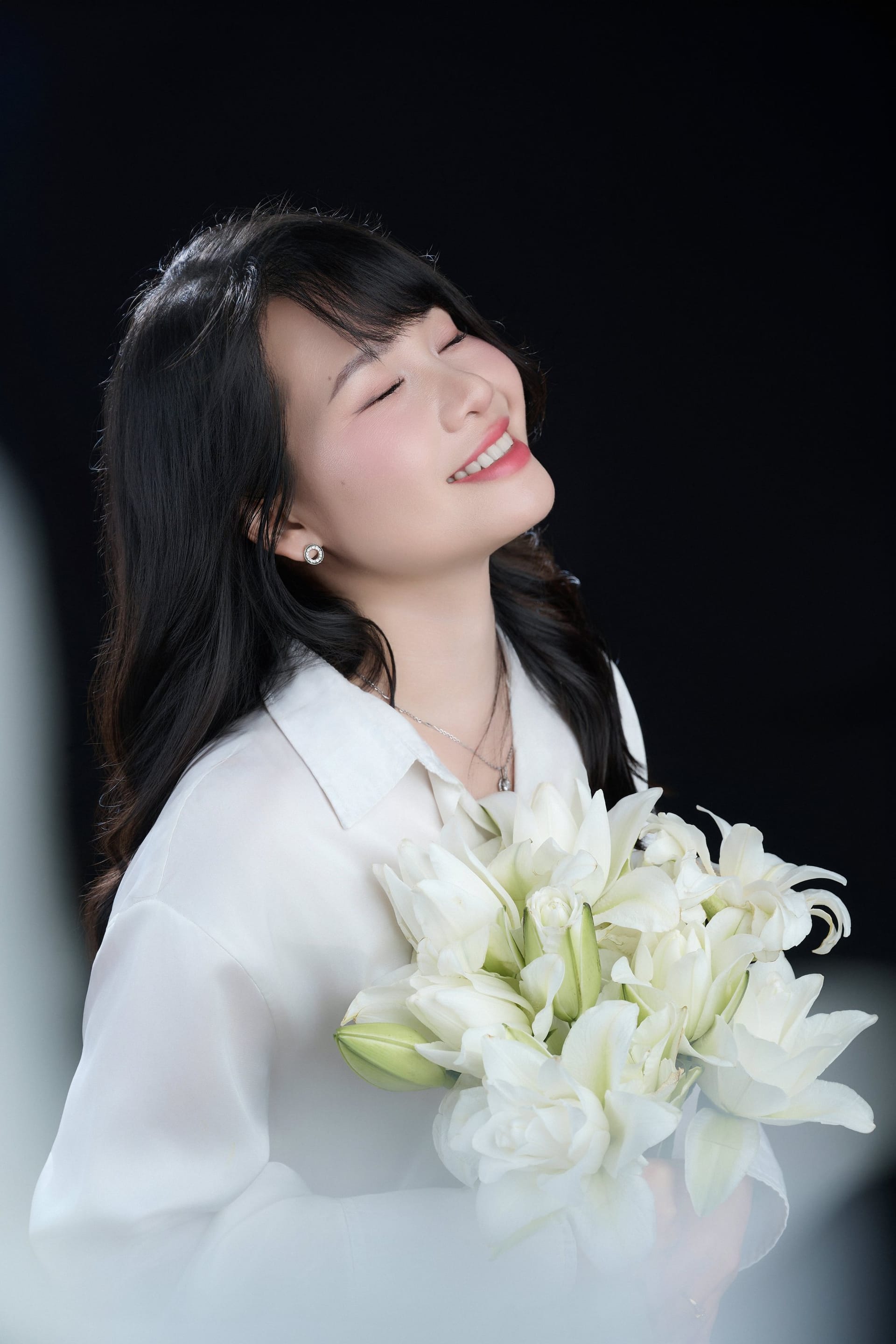 Một mùa loa kèn, một nỗi buồn đã cũ. — khung hình 6
