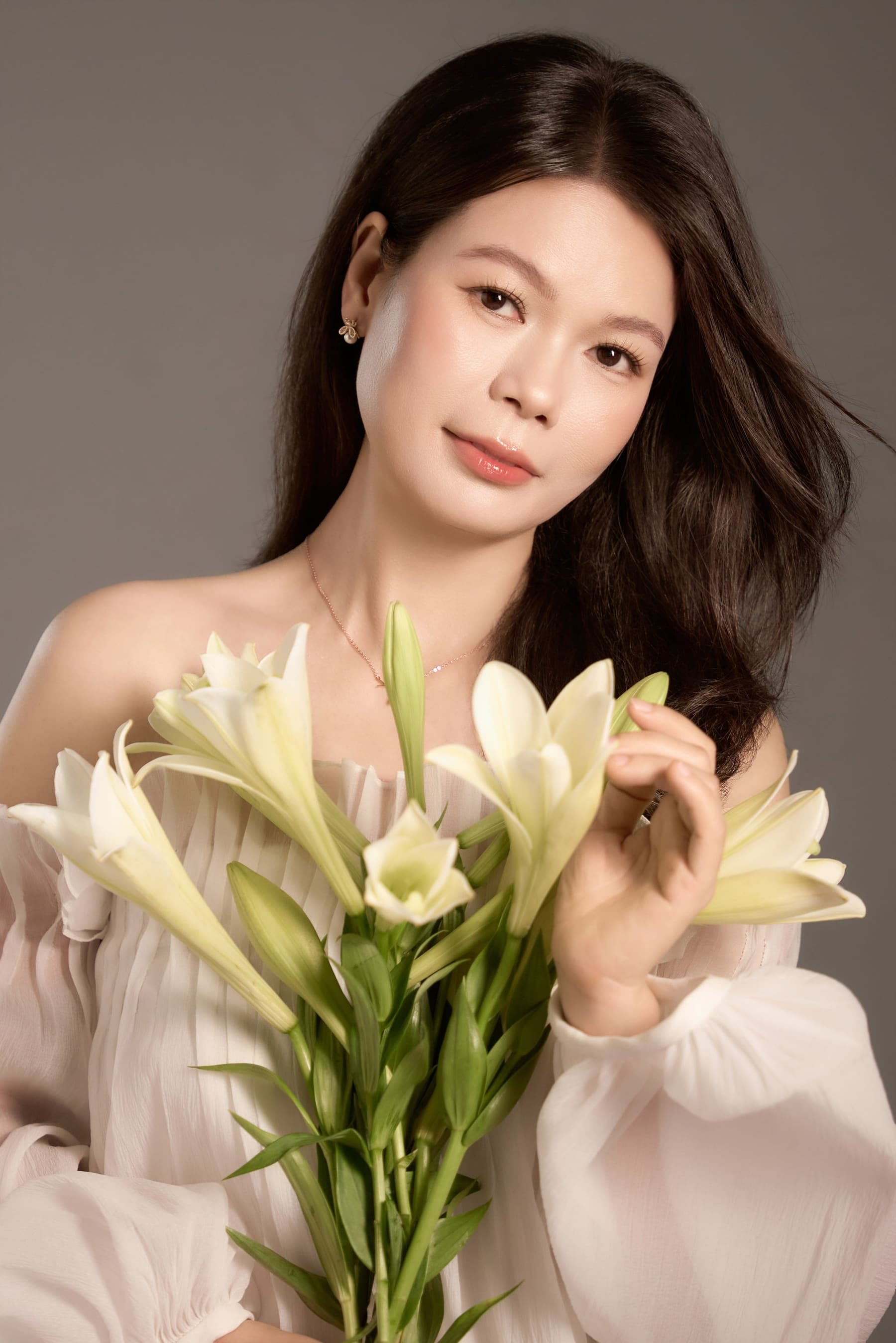 Một cột mốc dịu dàng — khung hình 2