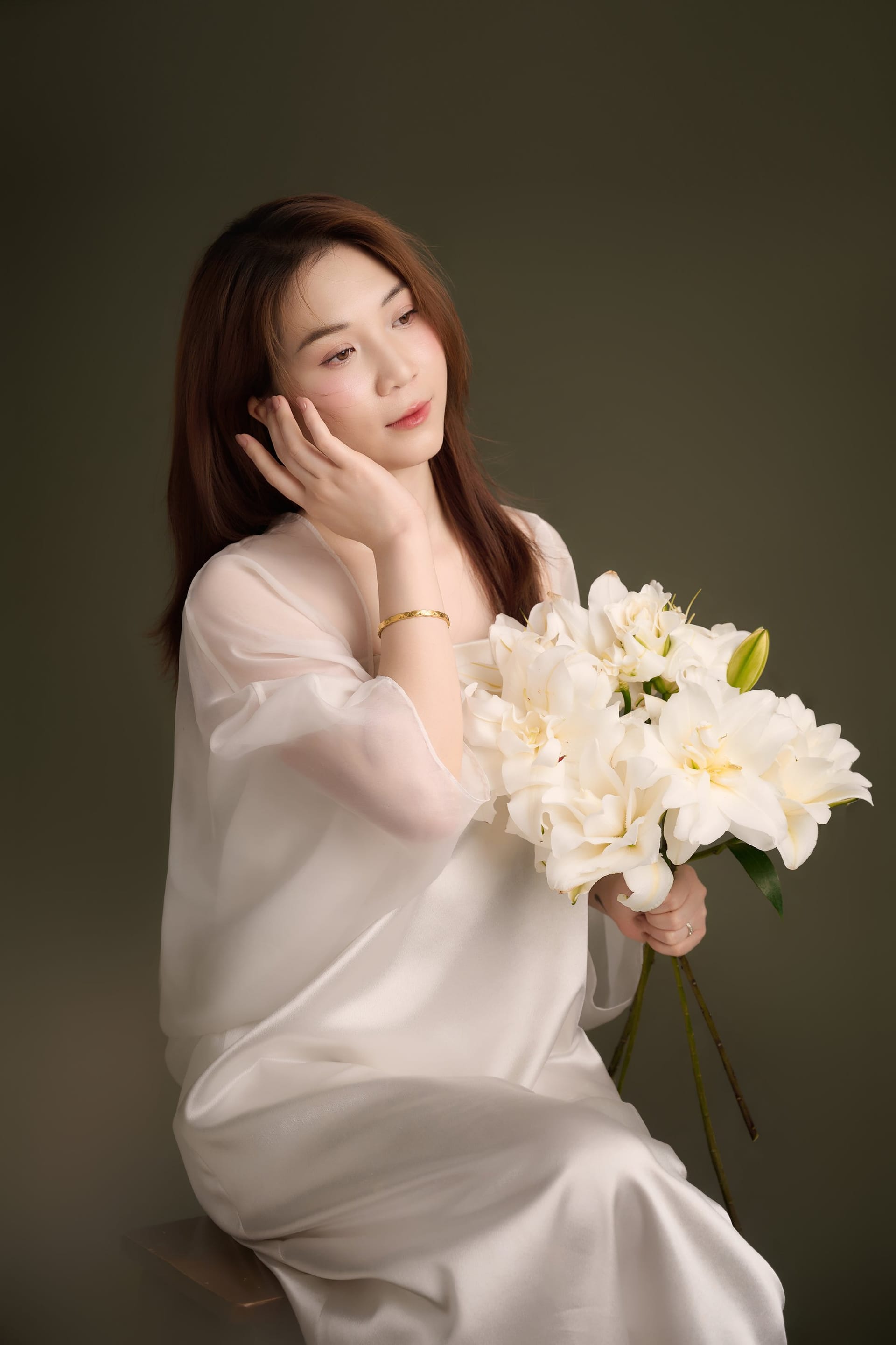 Đứng giữa hai chương — khung hình 2