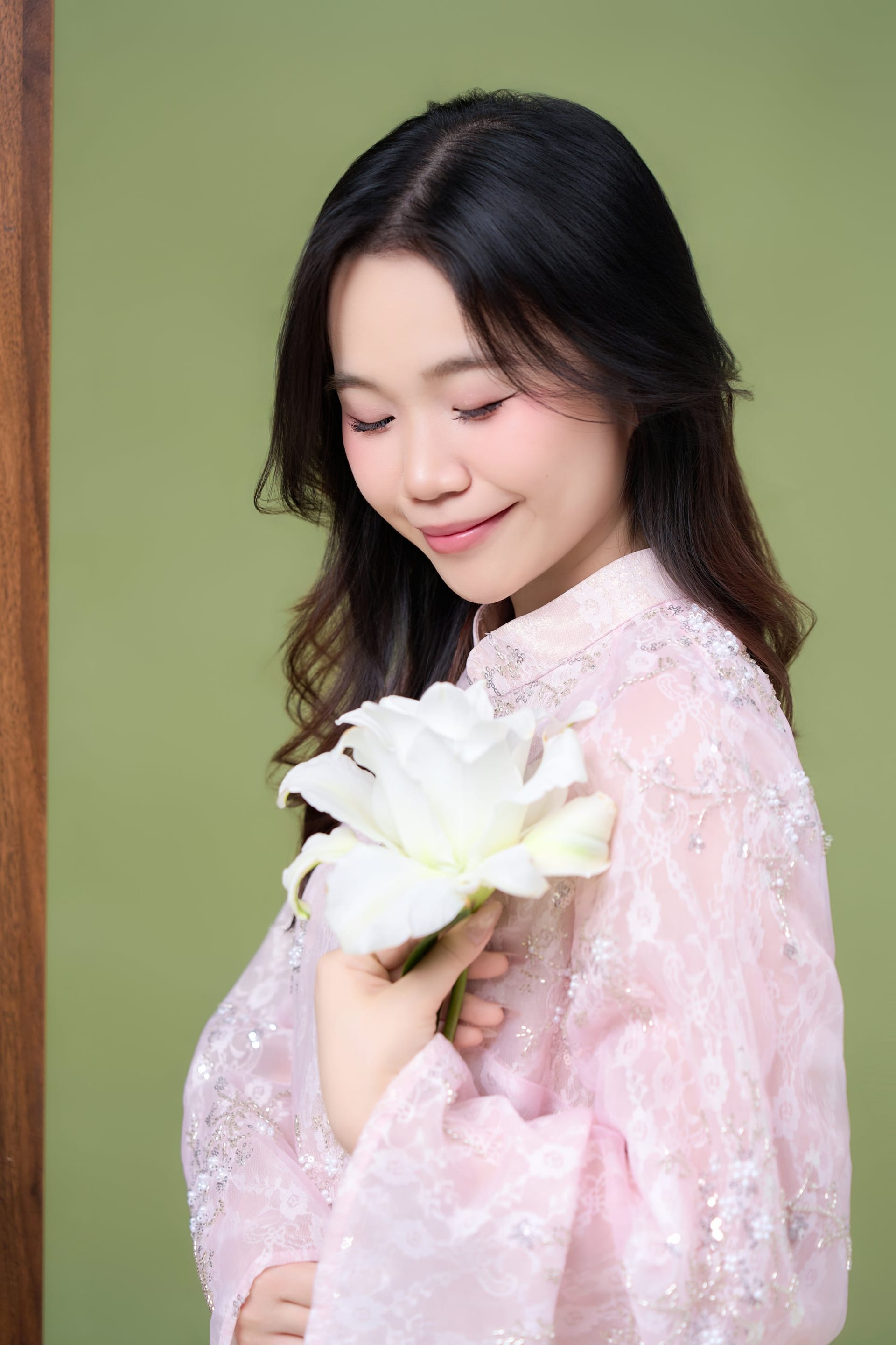 Hai người, một khoảng nhỏ — khung hình 8