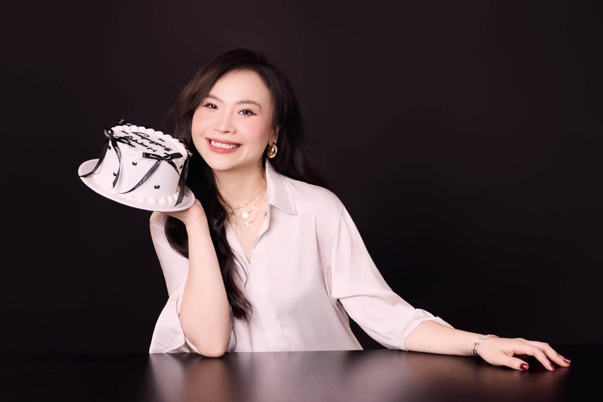 Khi tuổi mới khẽ chạm tới — khung hình 6