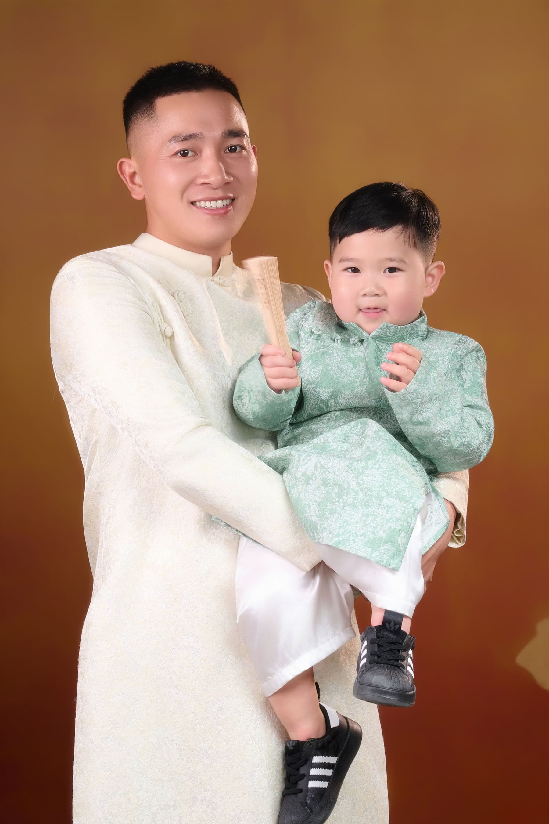 Một ngày cả nhà ở cạnh nhau — khung hình 5