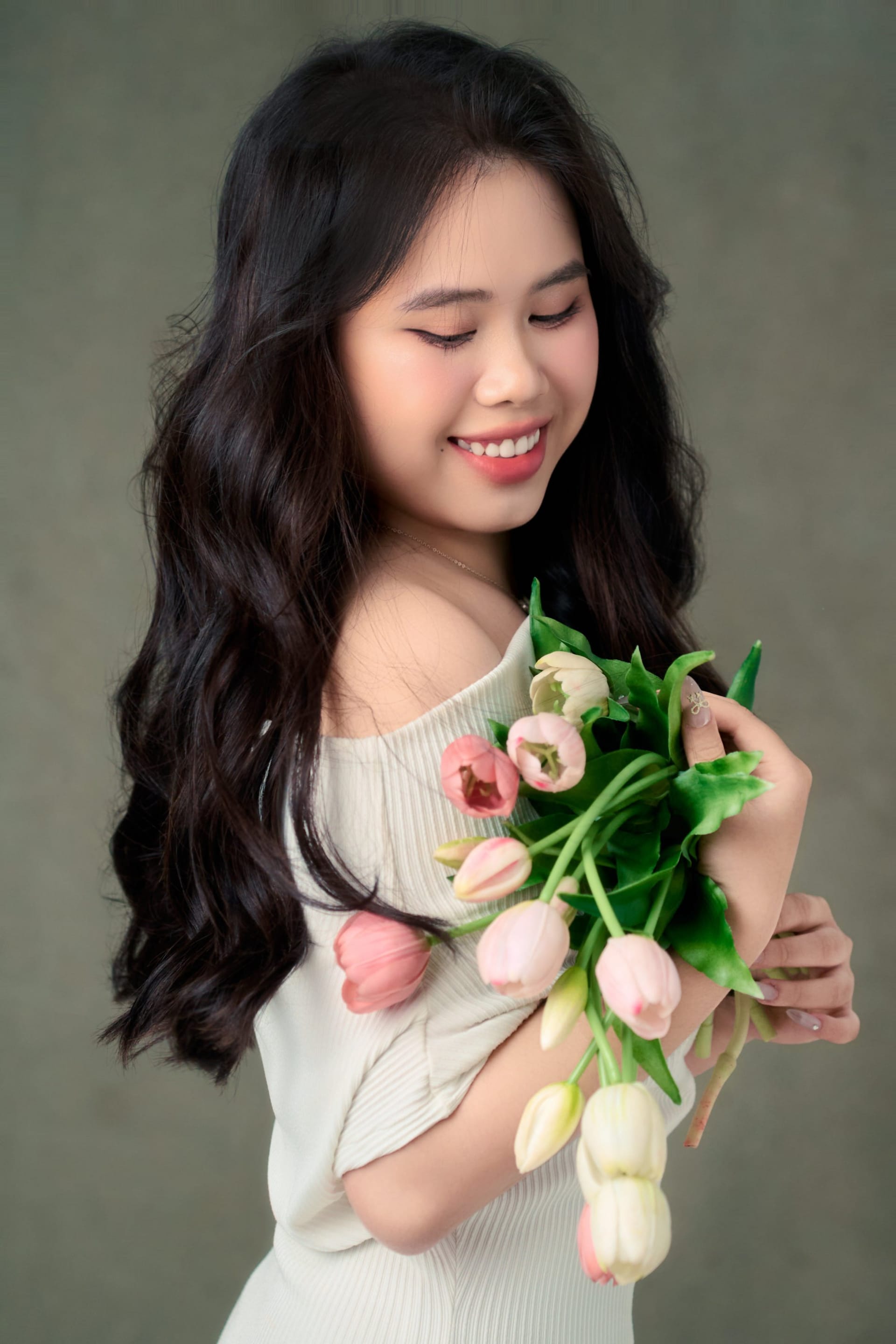 Một nụ cười rất sáng — khung hình 3