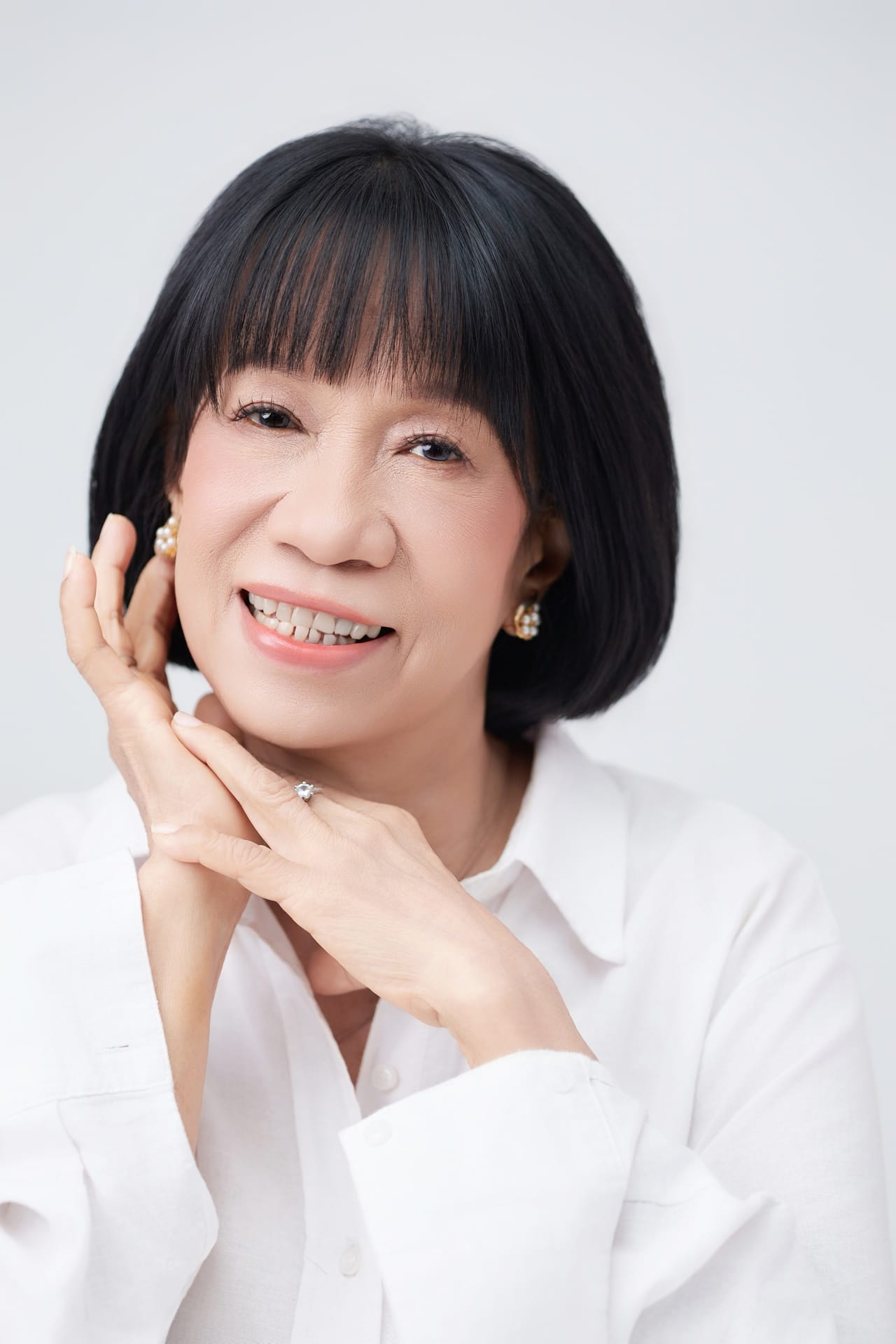 Cô Nguyệt Mai — Vẫn là em tuổi đôi mươi — khung hình 3
