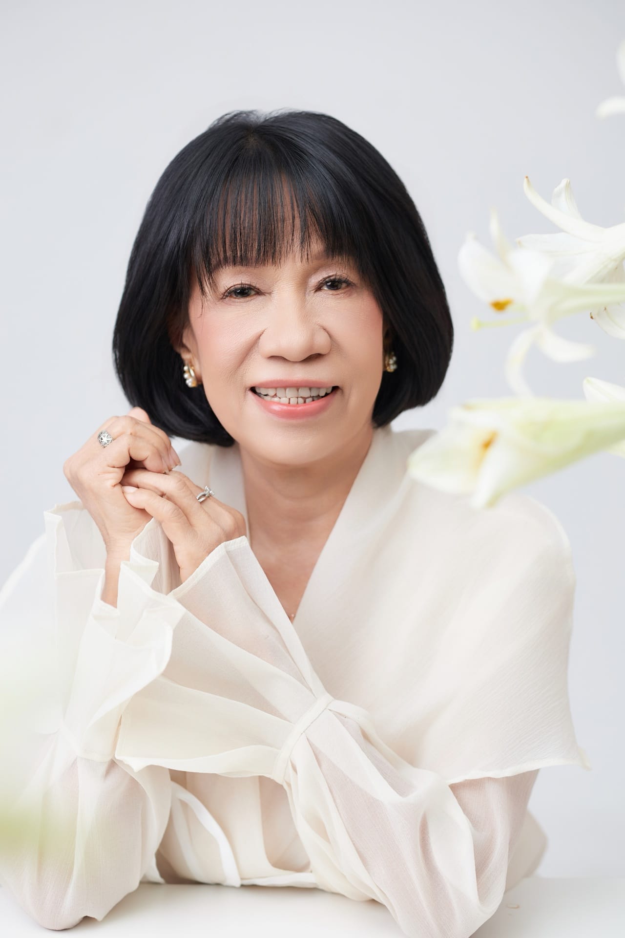 Cô Nguyệt Mai — Vẫn là em tuổi đôi mươi — khung hình 7