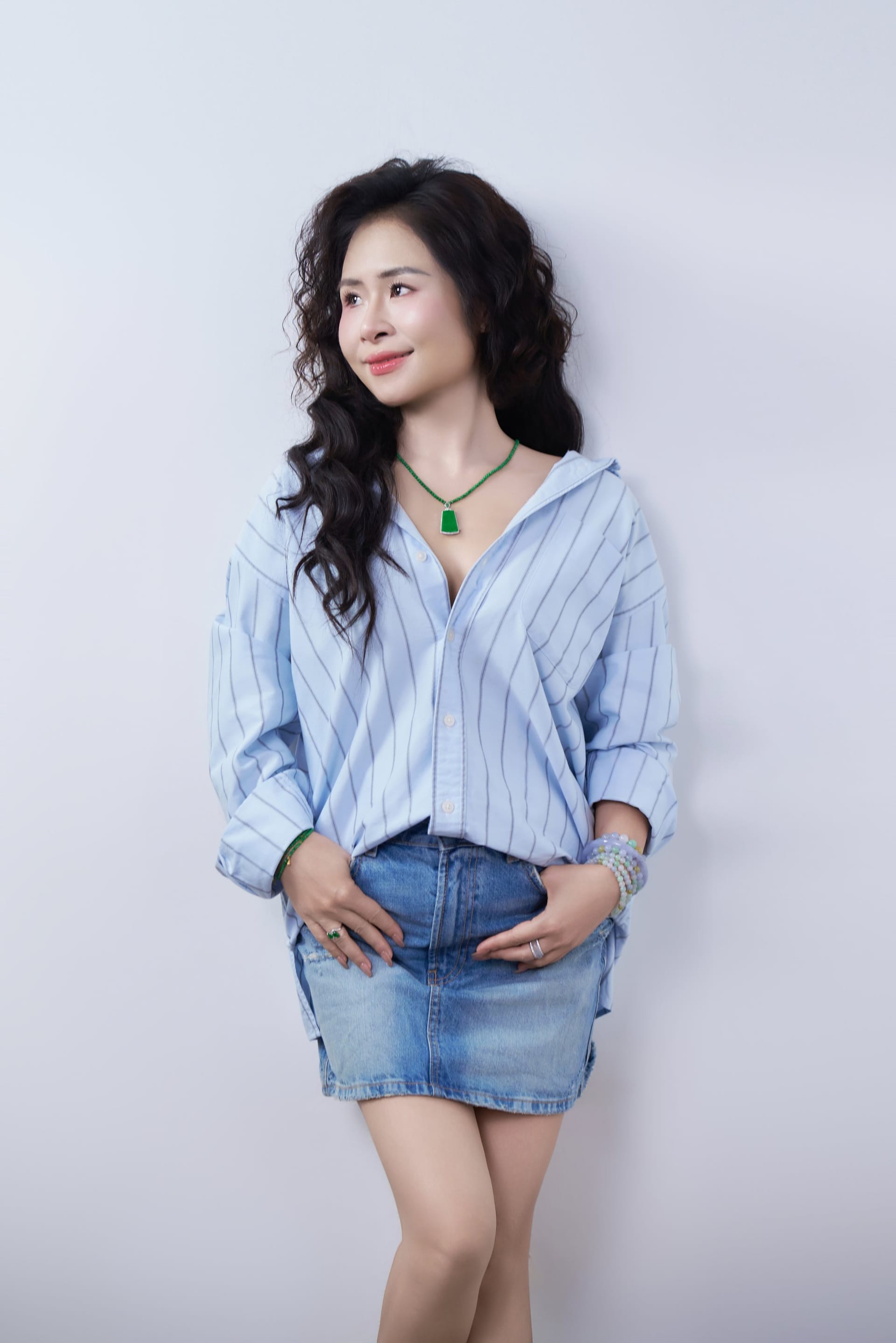 Có những người đàn bà đi qua nhiều mùa mới hiểu — khung hình 2