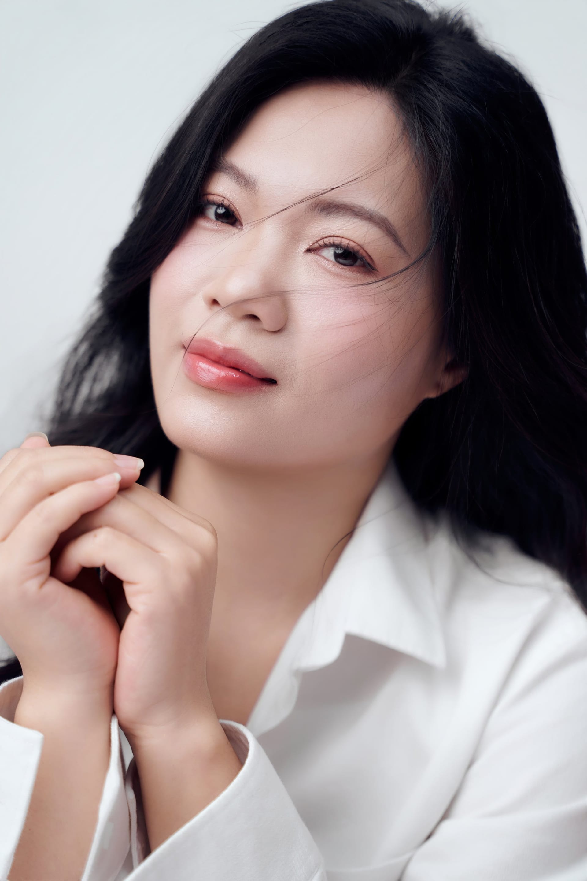 Thân cây qua nhiều ngày gió — khung hình 3