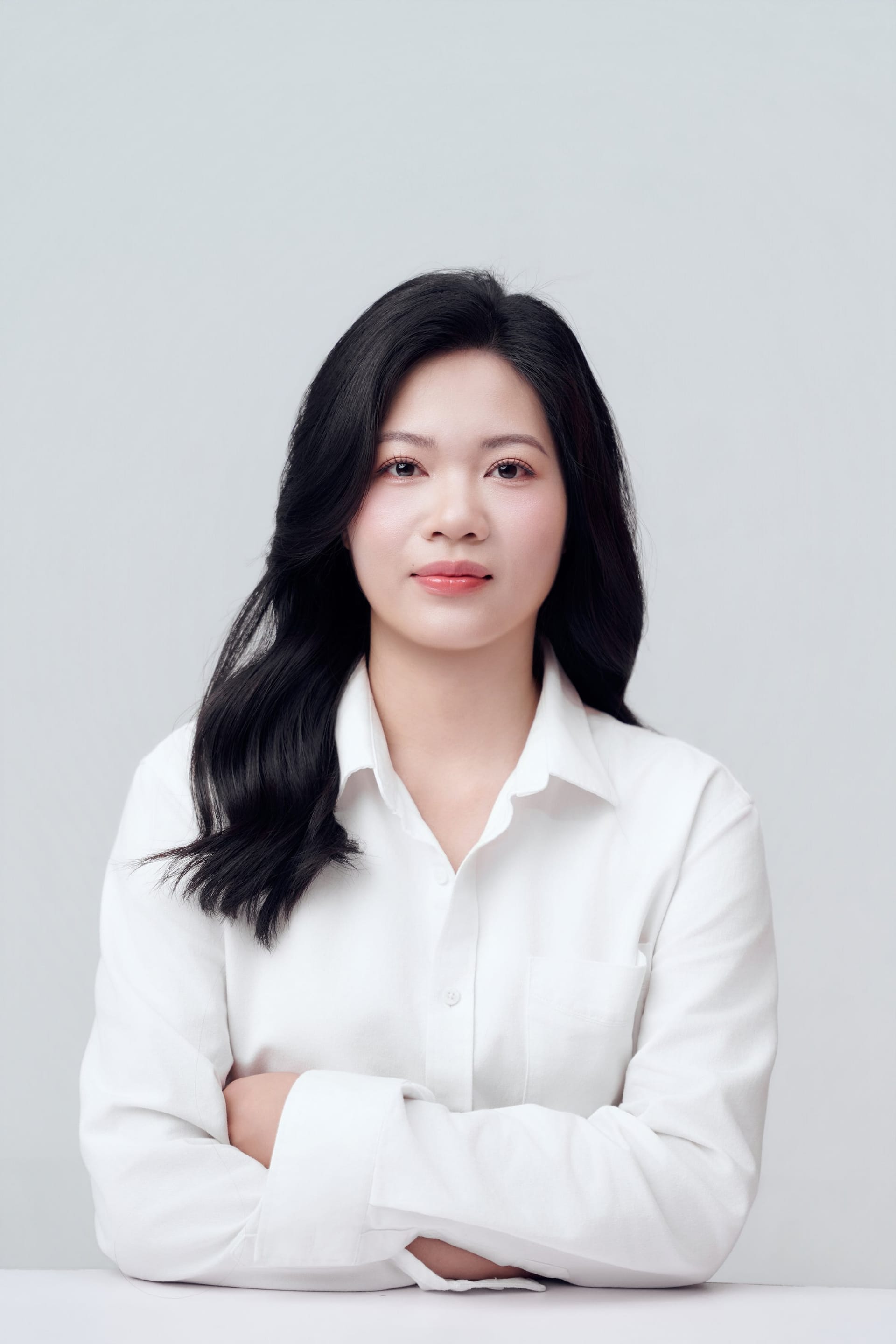 Thân cây qua nhiều ngày gió — khung hình 4