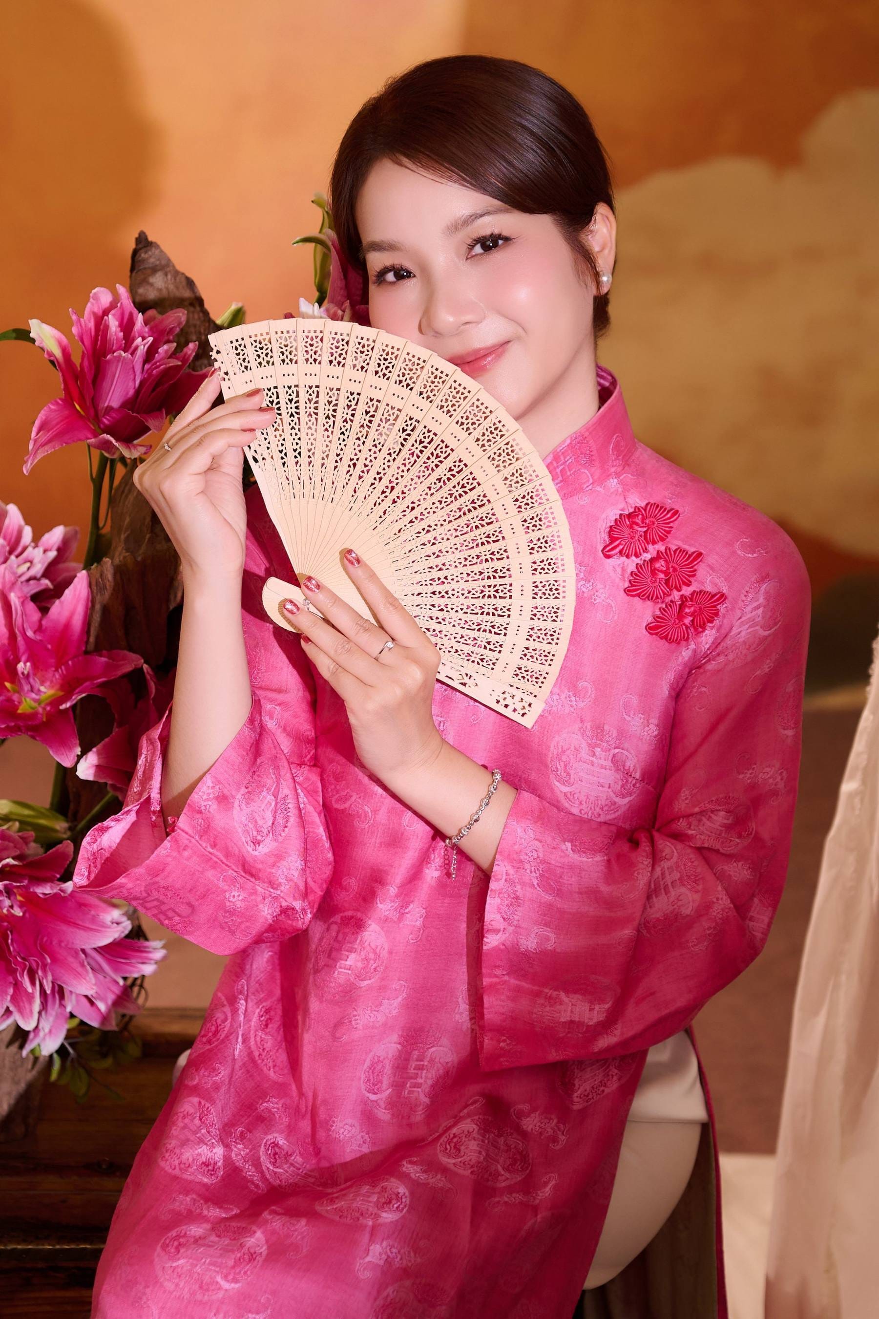 Tháng tư, Sài Gòn — nhà — khung hình 8