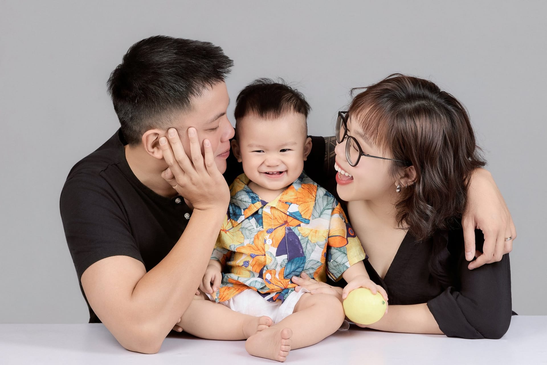 Từ ngày nhà có thêm một mùa nhỏ — khung hình 3