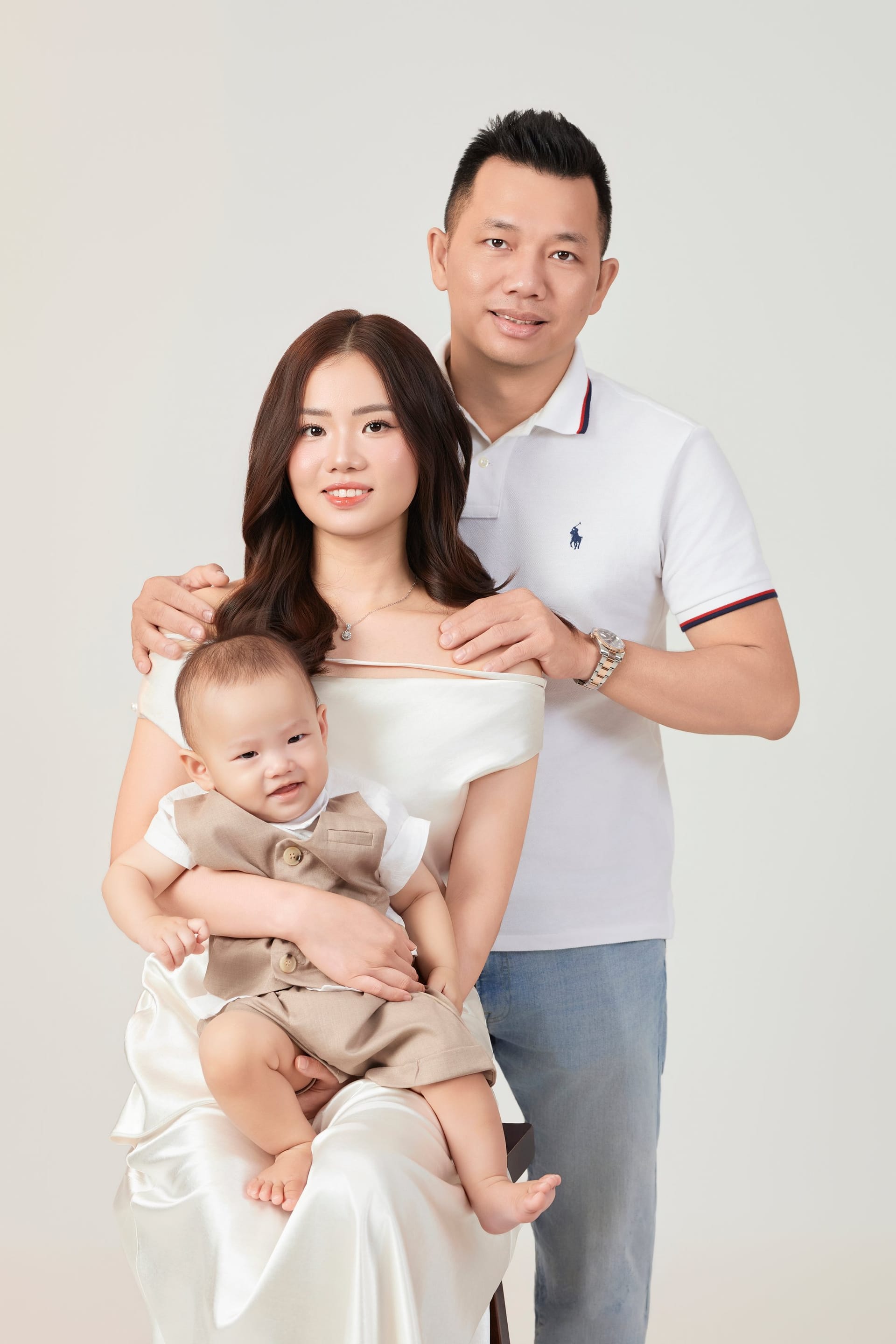 Mùi sữa trên vai áo — khung hình 5