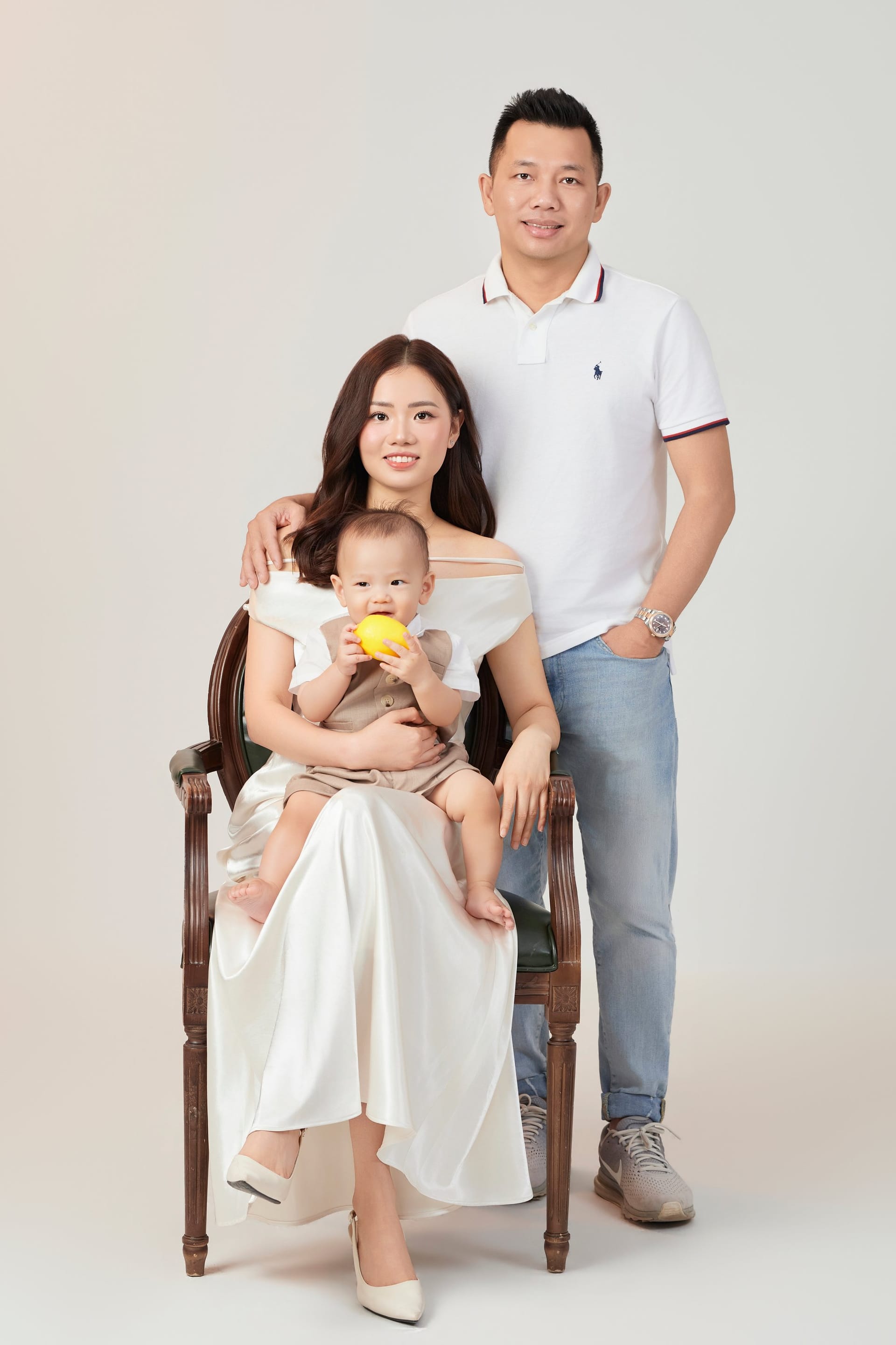 Mùi sữa trên vai áo — khung hình 7