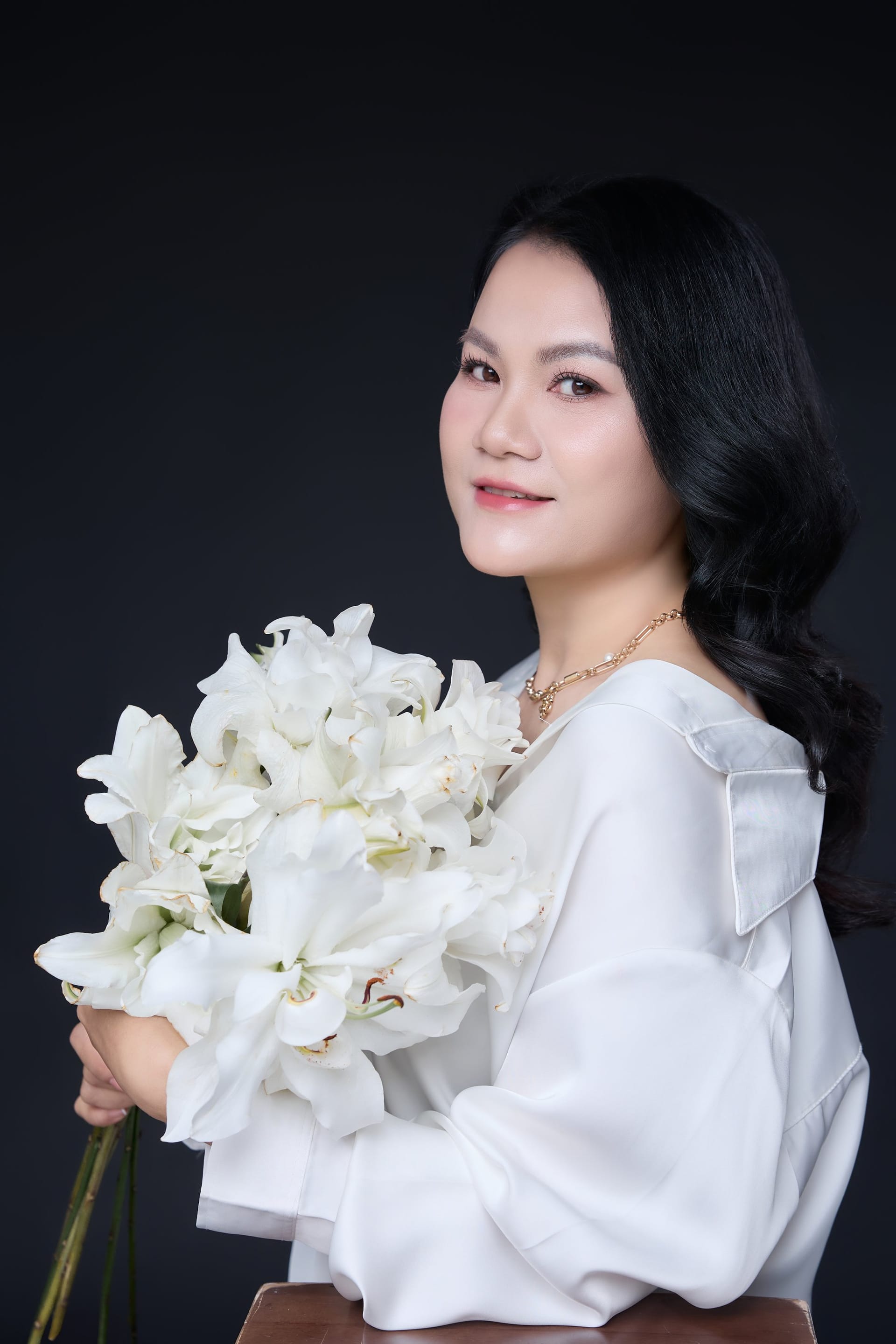 Ngày tuổi mới gõ nhẹ lên vai — khung hình 3