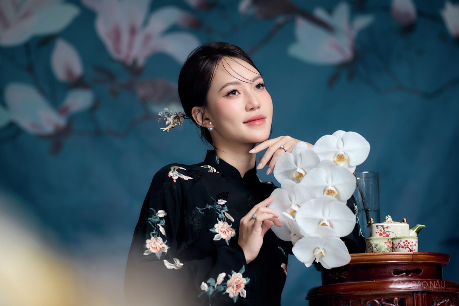 Áo Dài Tết 25 Tết Thủy — 아오자이 (góc 4)