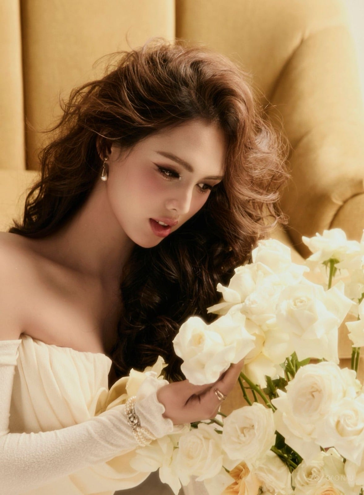 Cá nhân Sunny muse — 포트레이트 (góc 3)