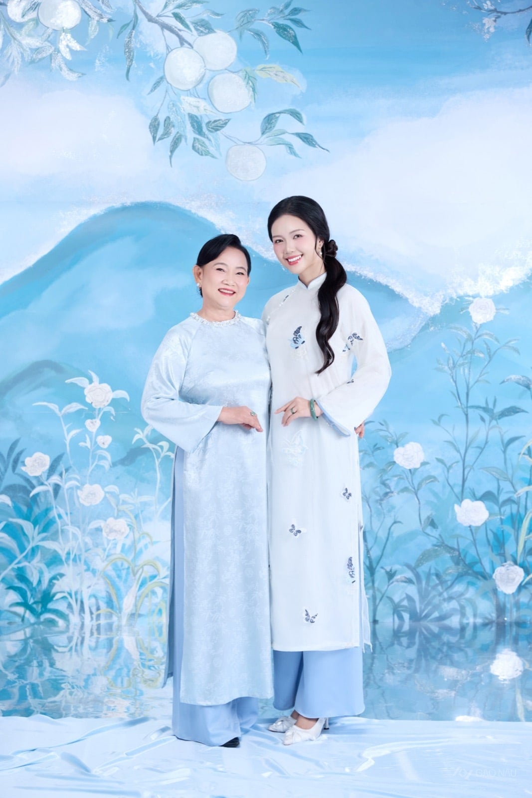 Gia Đình Tết Lụa Là — Gia đình (góc 13)