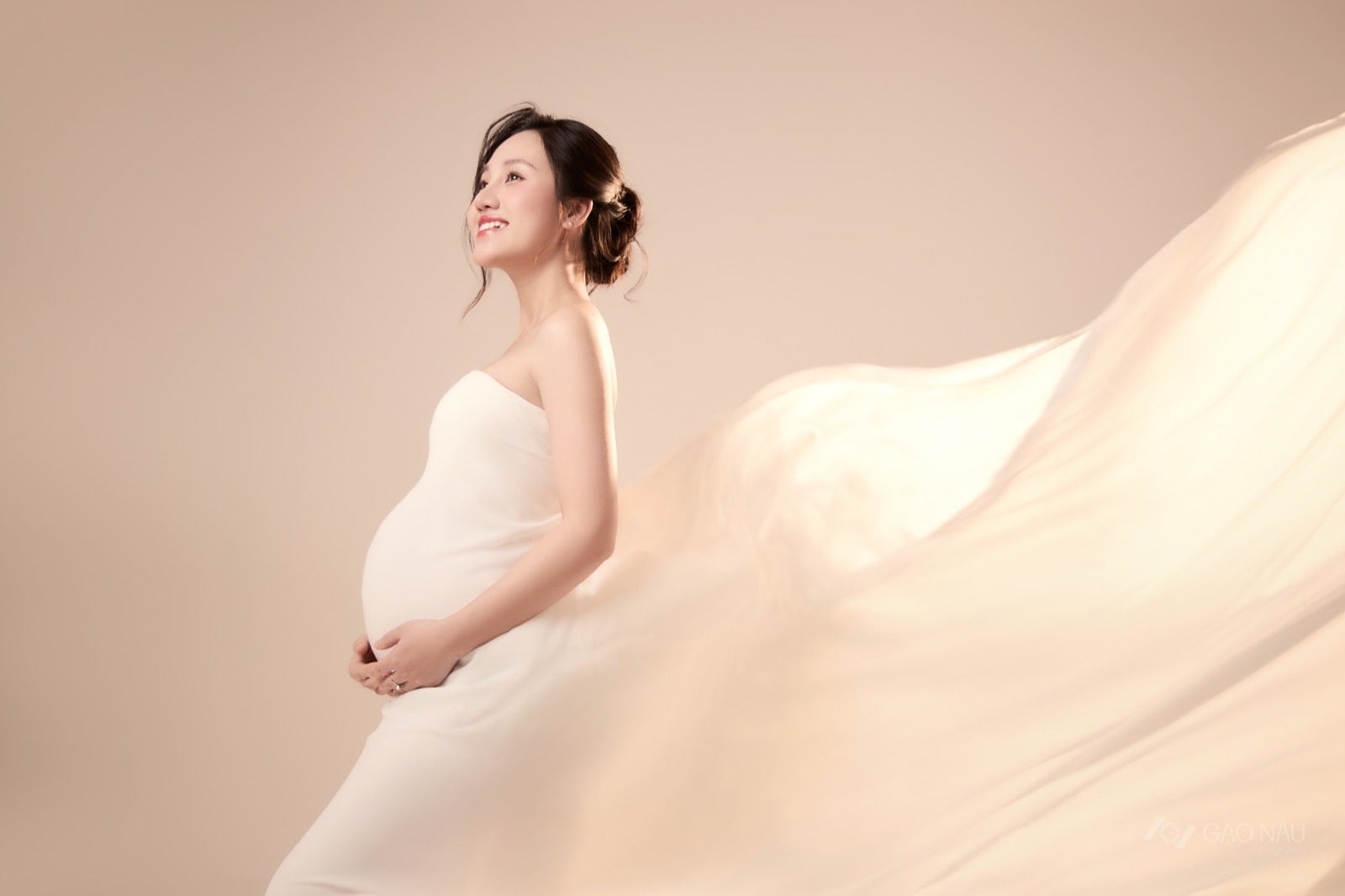 Bầu Voan — Mẹ và con (góc 26)