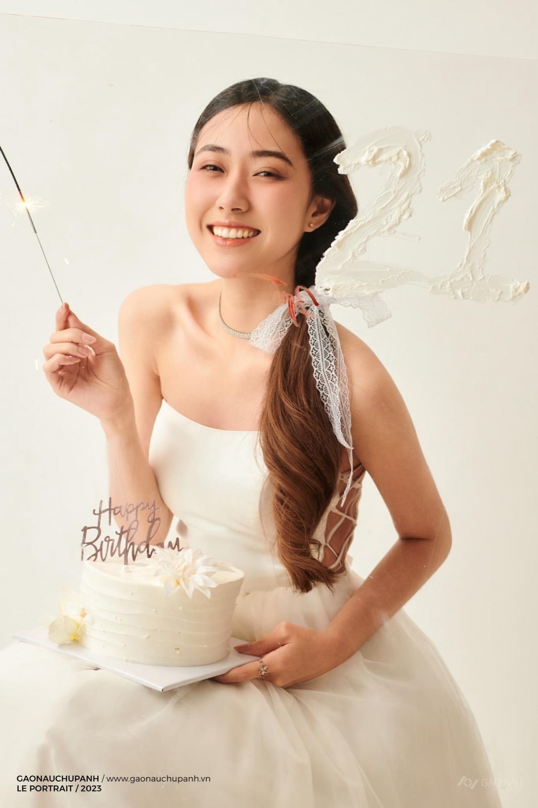 Sinh nhật trắng — Chân dung tại Gạo Nâu