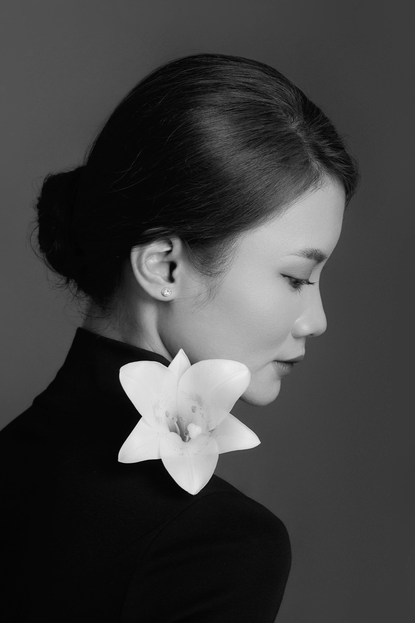 "Ánh mắt chạm hồn người" — Bí quyết bắt ánh nhìn trong chụp chân dung — khung 2