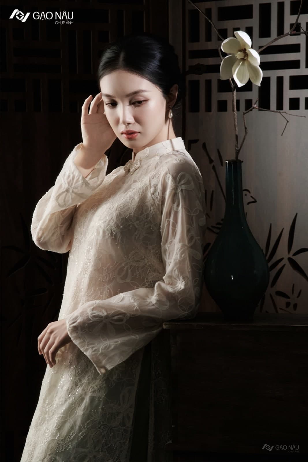 Áo Dài Nguyệt Quang — Áo dài (góc 3)