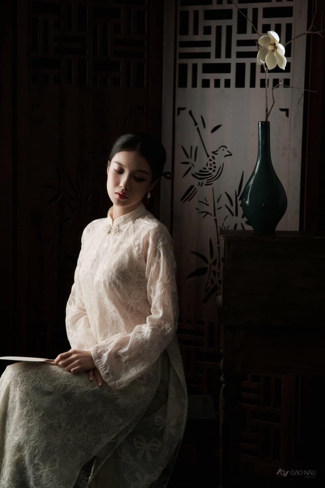 Áo Dài Nguyệt Quang — Áo dài (góc 6)