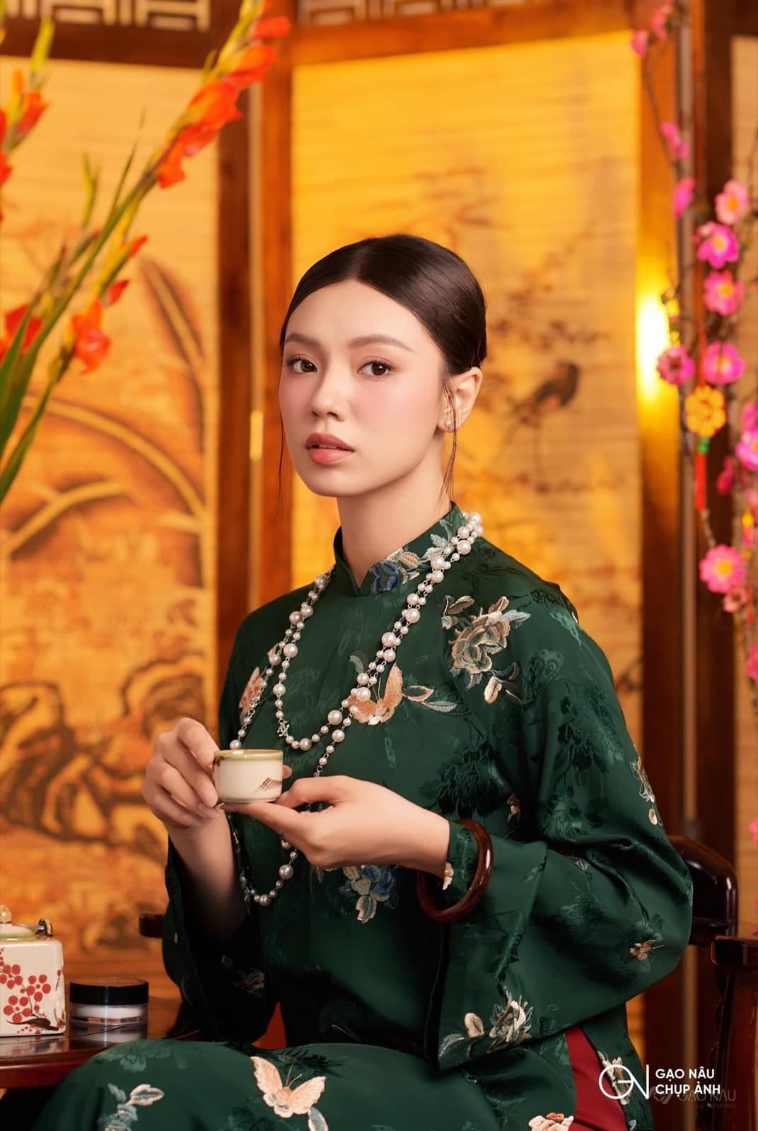 Áo Dài Tết 25 Tết Kim — Áo dài (góc 2)