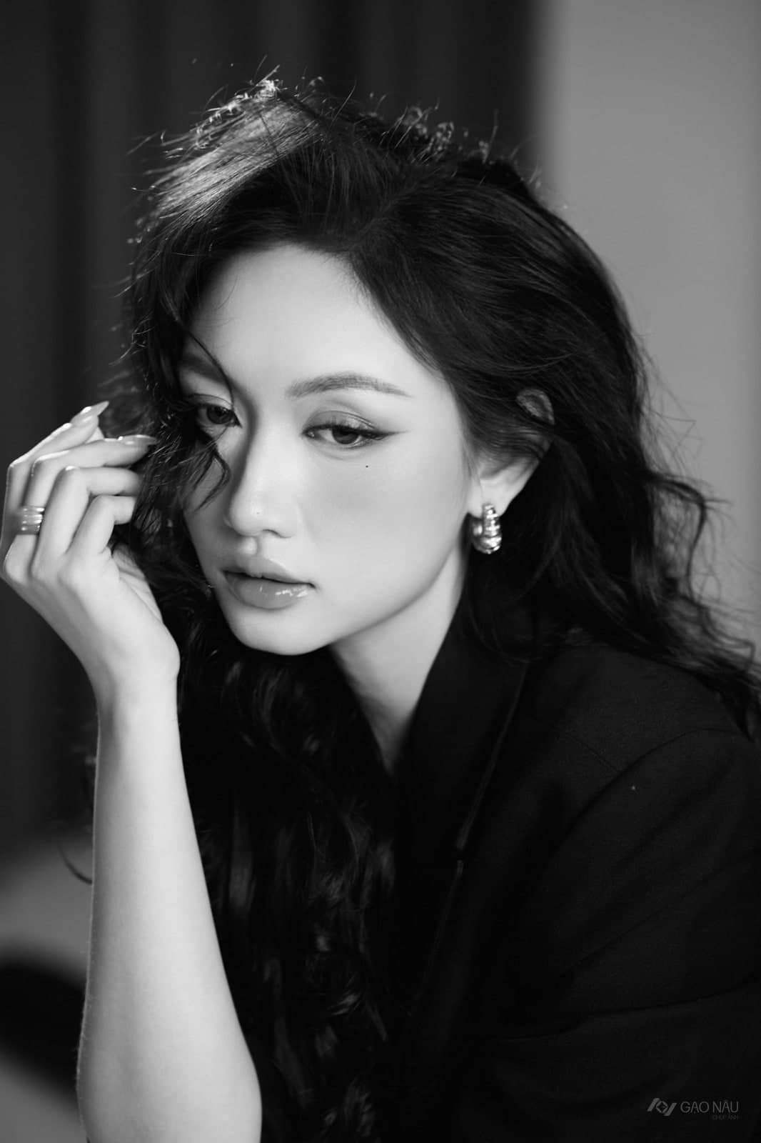 Concept mới 26 Huyền Kim — Chân dung (góc 5)