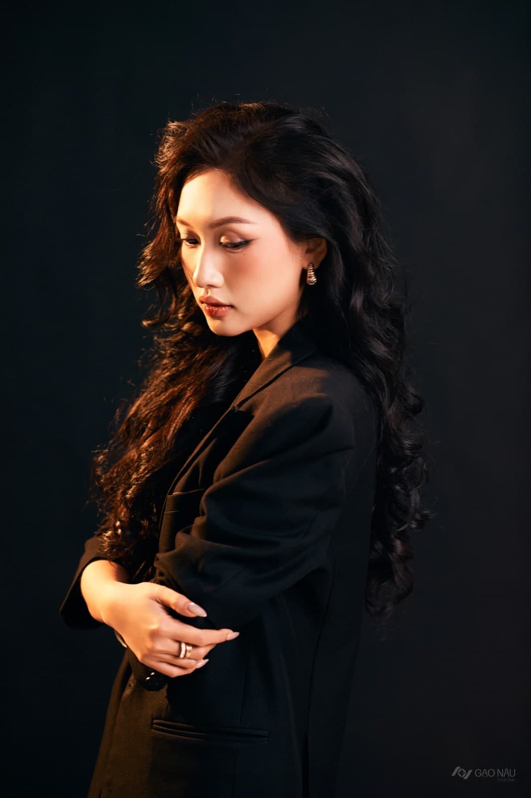 Concept mới 26 Huyền Kim — Chân dung (góc 18)