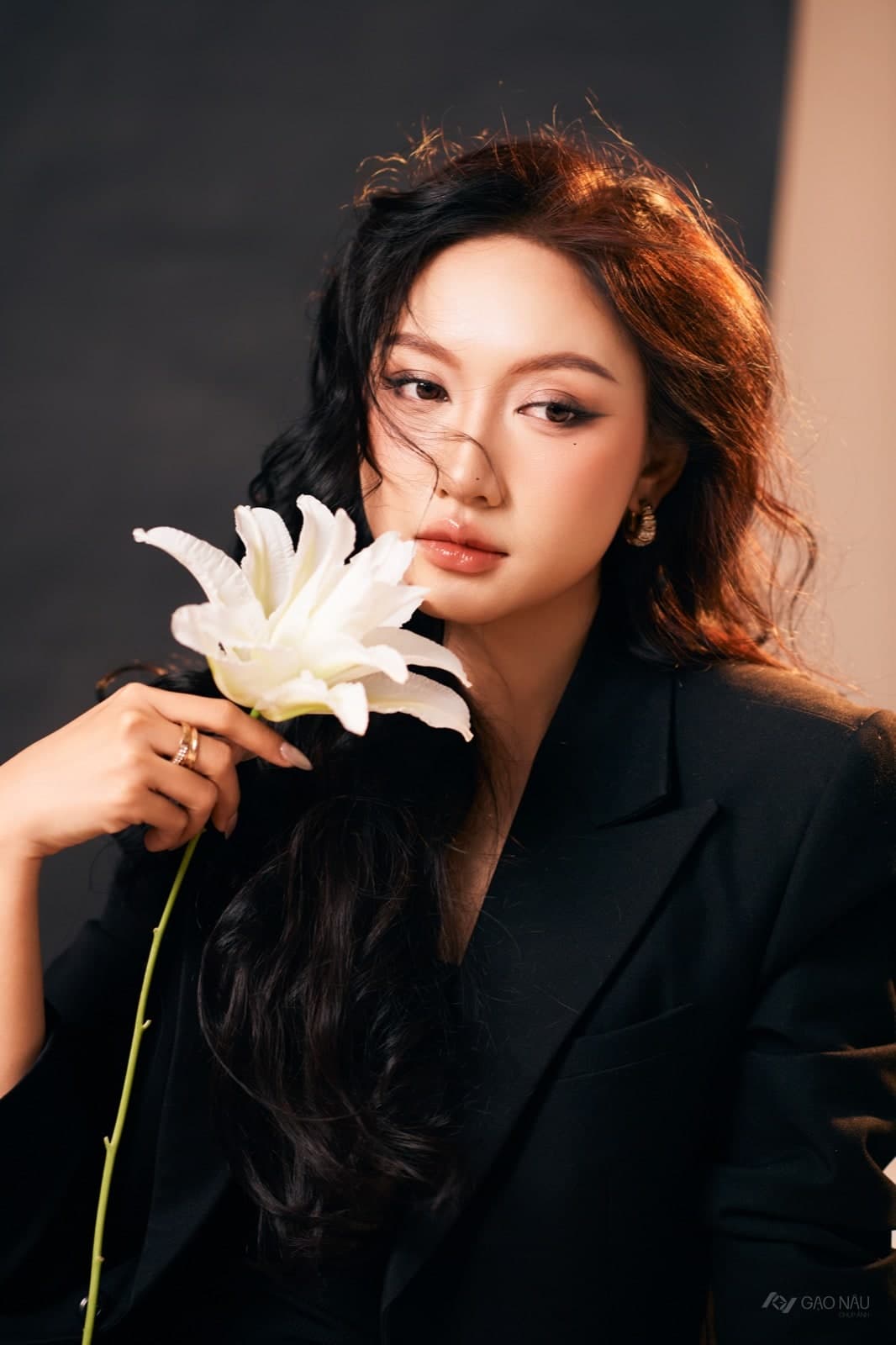 Concept mới 26 Huyền Kim — Chân dung (góc 36)